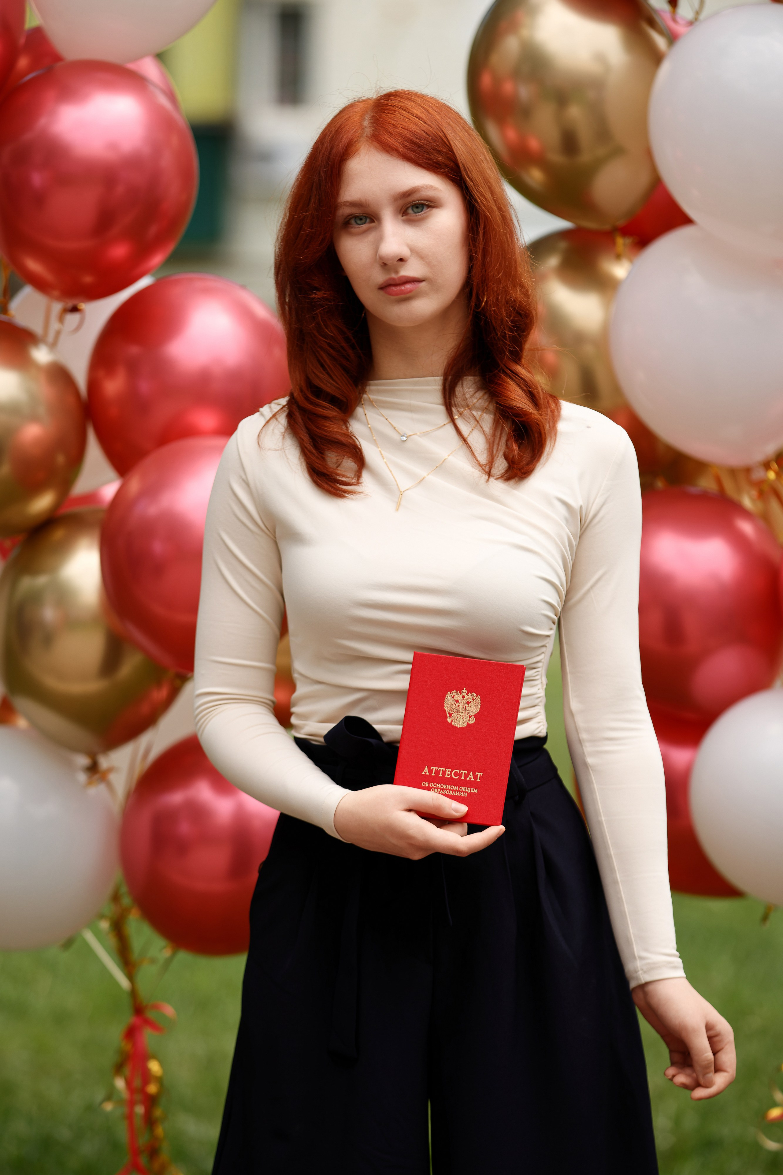 Вручение аттестатов Школа № 57. Семейный фотограф — Макс Белогрудов