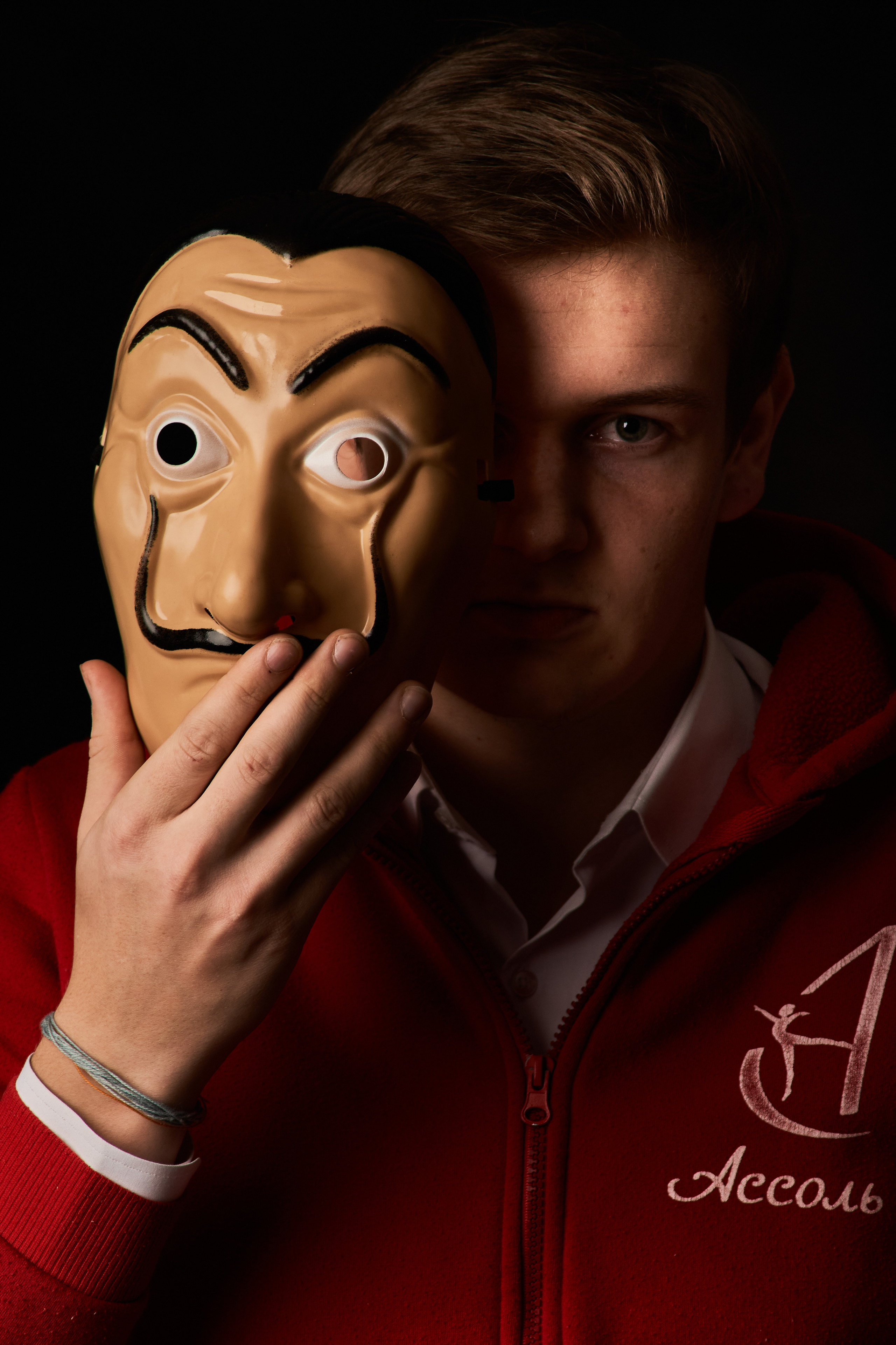 Бумажный дом. Андрей Винников фотограф в Нижнем Новгороде