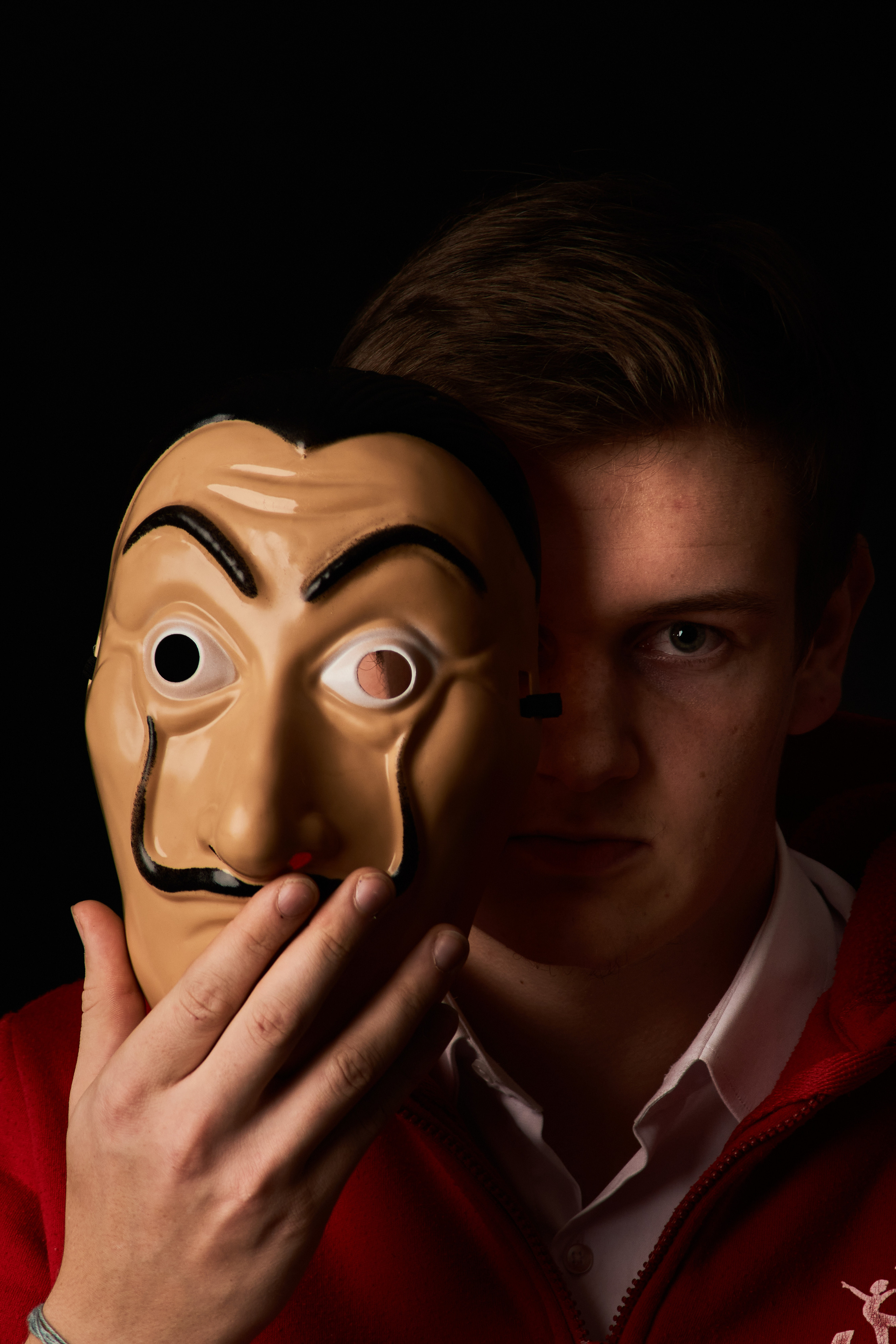 Бумажный дом. Андрей Винников фотограф в Нижнем Новгороде