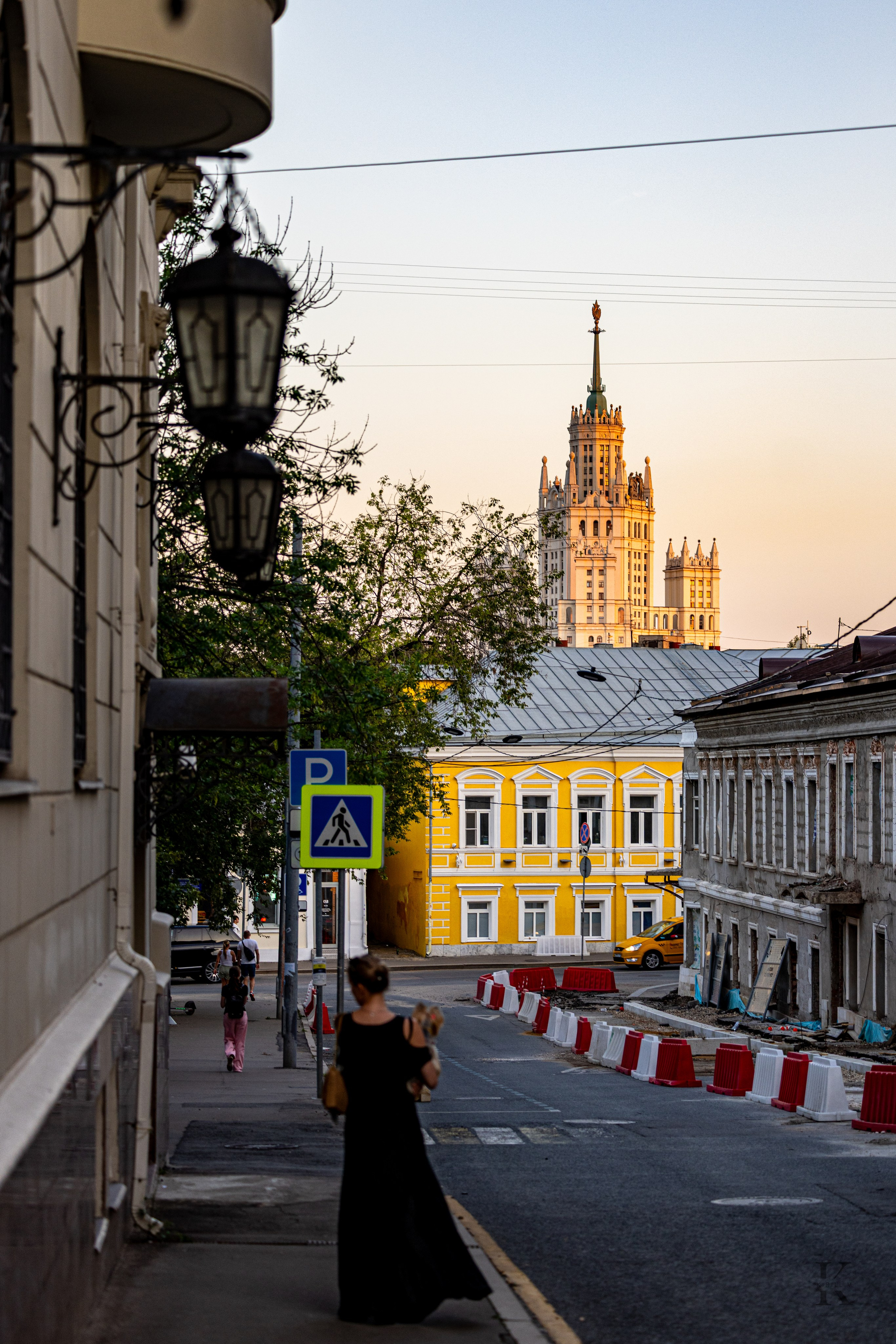 Москва. Июль 2025. Чистопрудный бульвар. Хитровка. Детали. Фотографирую жизнь! Московский фотограф волонтер