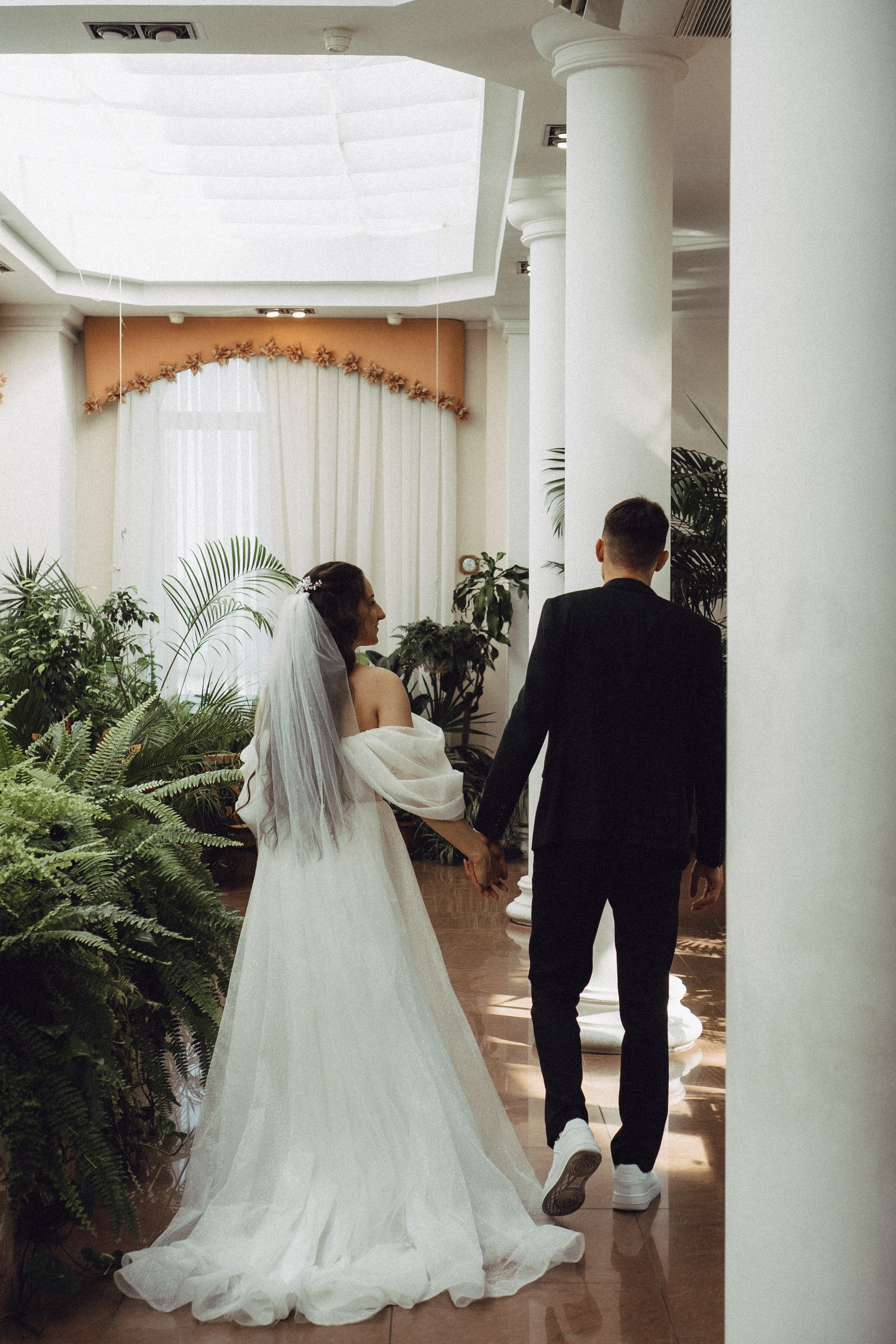 СВАДЕБНАЯ СЬЕМК В ПАРКЕ 300-ЛЕТИЯ. Профессиональный фотограф, Санкт-Петербург — Виктория Богомолова