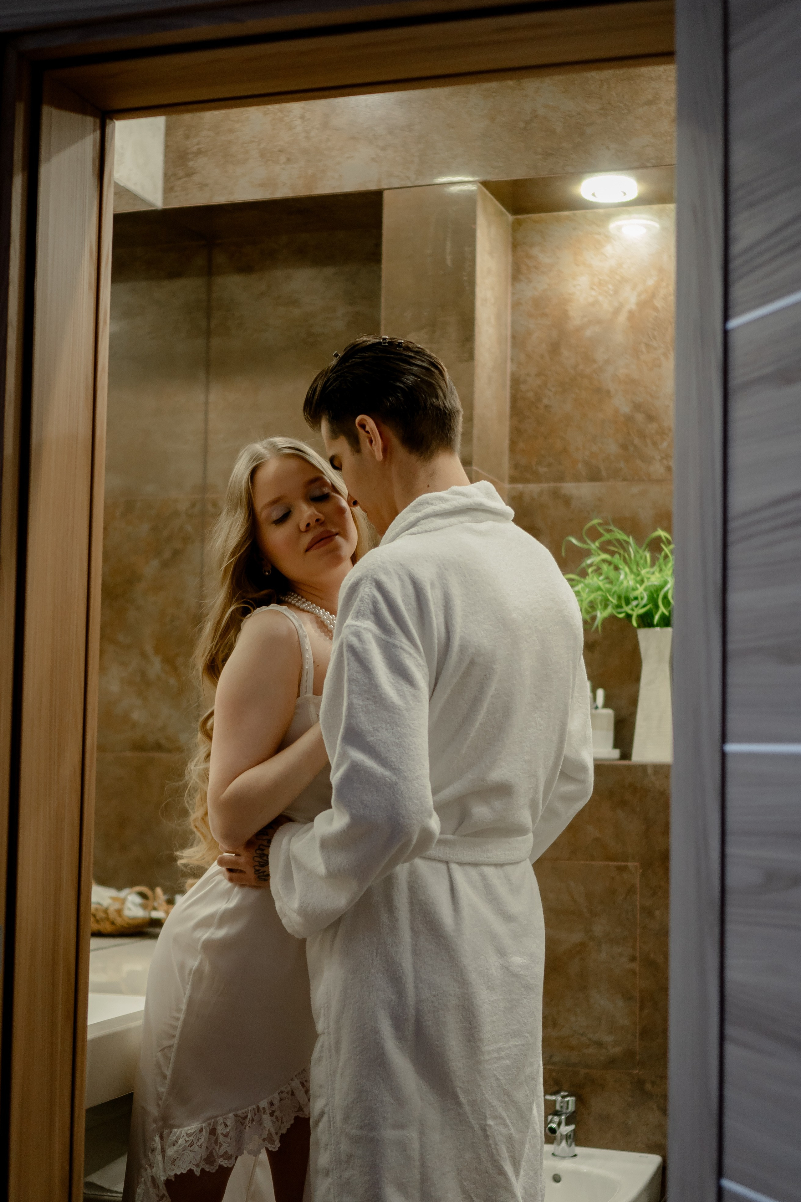 УТРО ЖЕНИХА И НЕВЕСТЫ (СНЯТО В СИБИРЕ В НИЖНЕВАРТОВСКЕ). Профессиональный фотограф, Санкт-Петербург — Виктория Богомолова