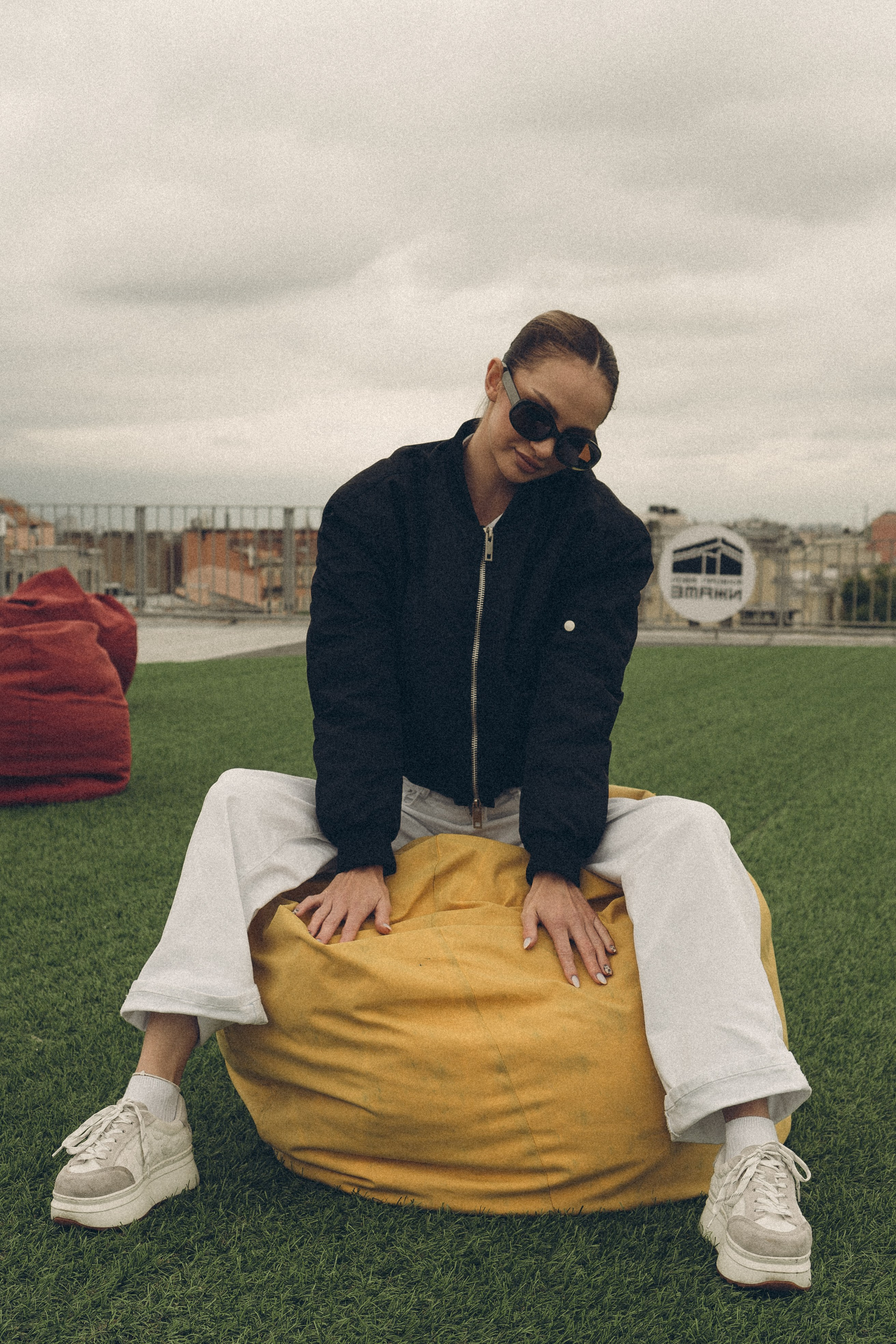 МЫ ГУЛЯЛИ ПРО КРЫШАМ ПИТЕРА. Профессиональный фотограф, Санкт-Петербург — Виктория Богомолова