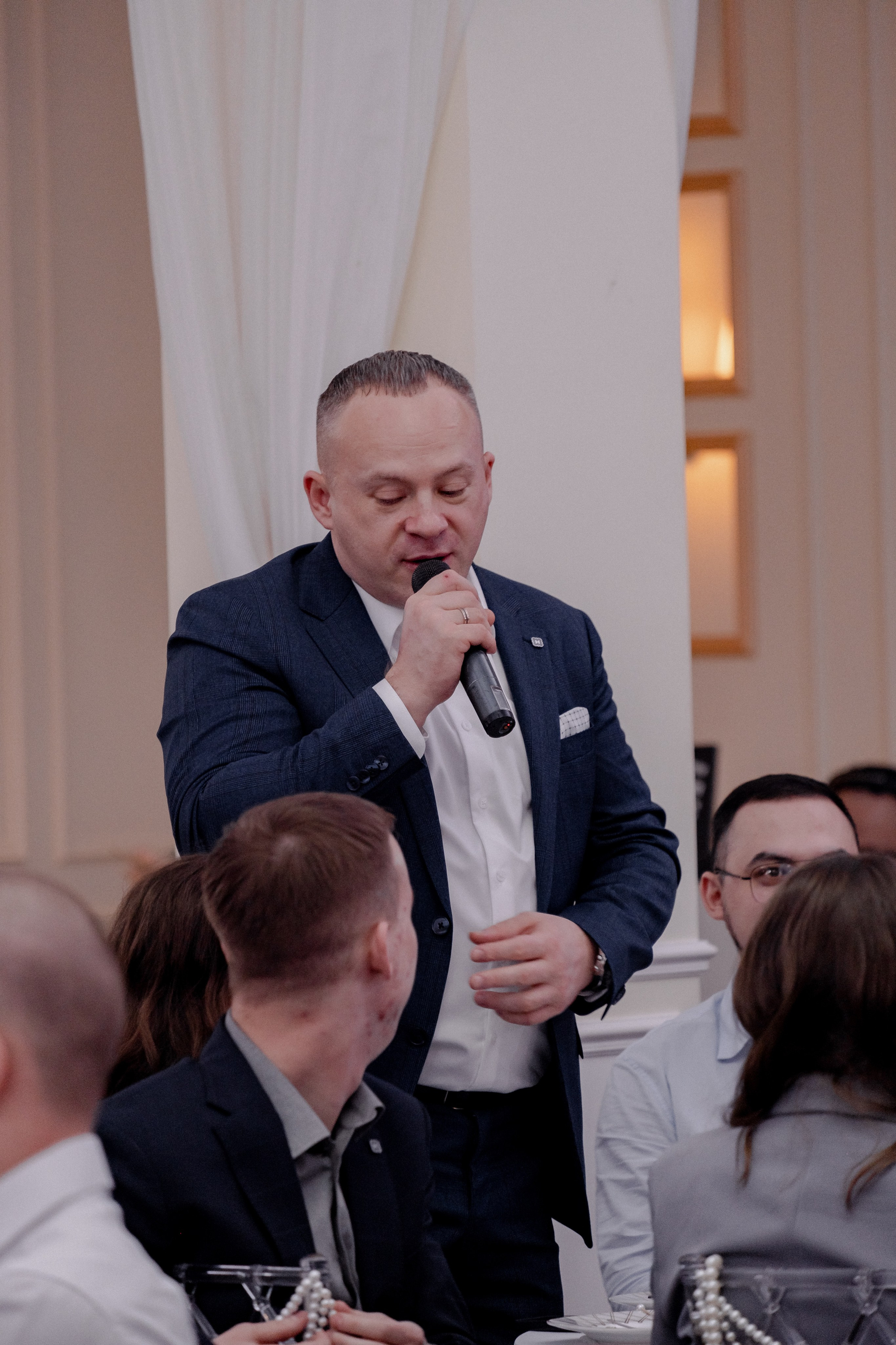 СВАДЕБНЫЙ БАНКЕТ (СНЯТО В СИБИРЕ В НИЖНЕВАРТОВСКЕ). Профессиональный фотограф, Санкт-Петербург — Виктория Богомолова