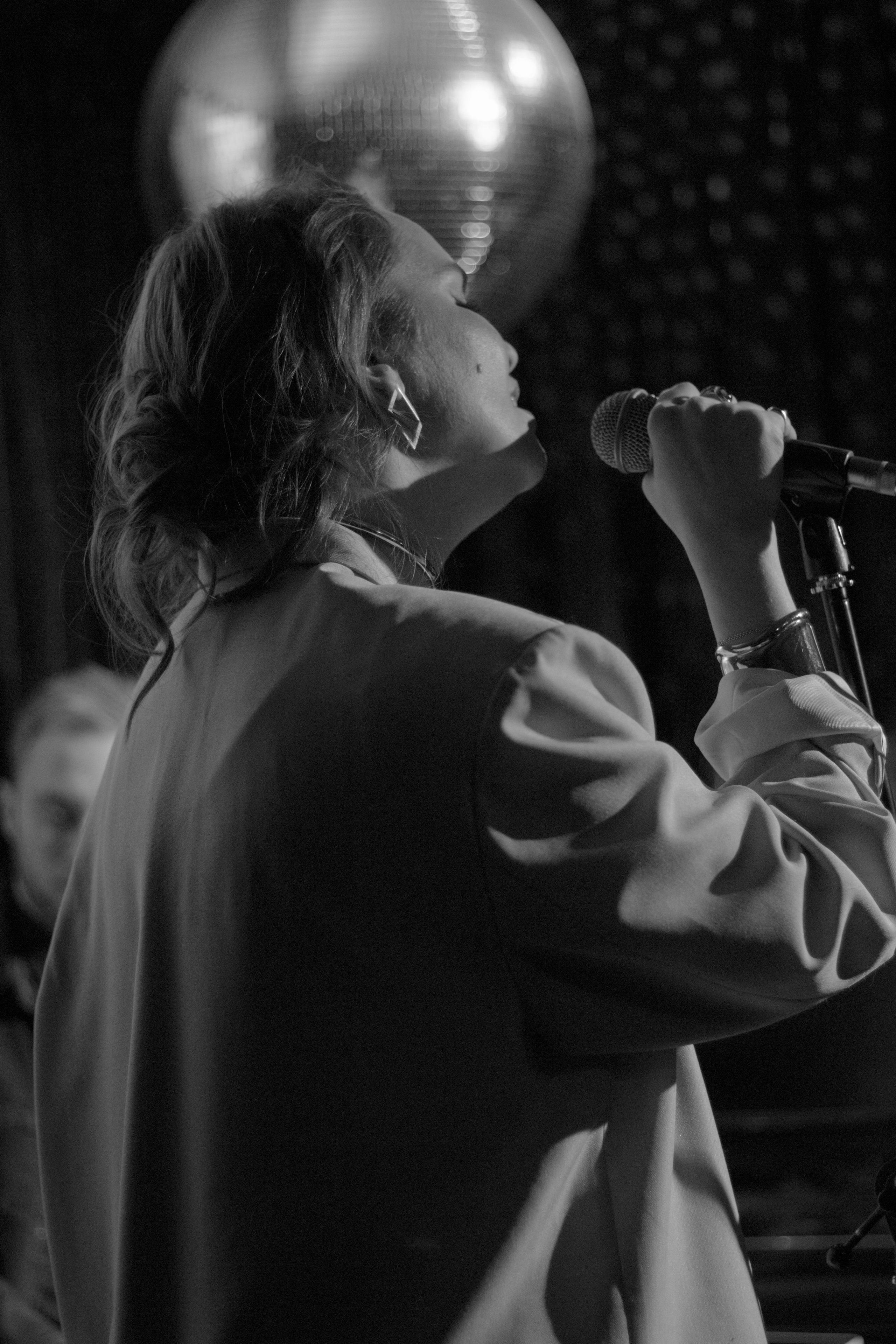 Саша Алмазова | Кабаре ШУМ. Юля Мурашова портретный и документальный фотограф