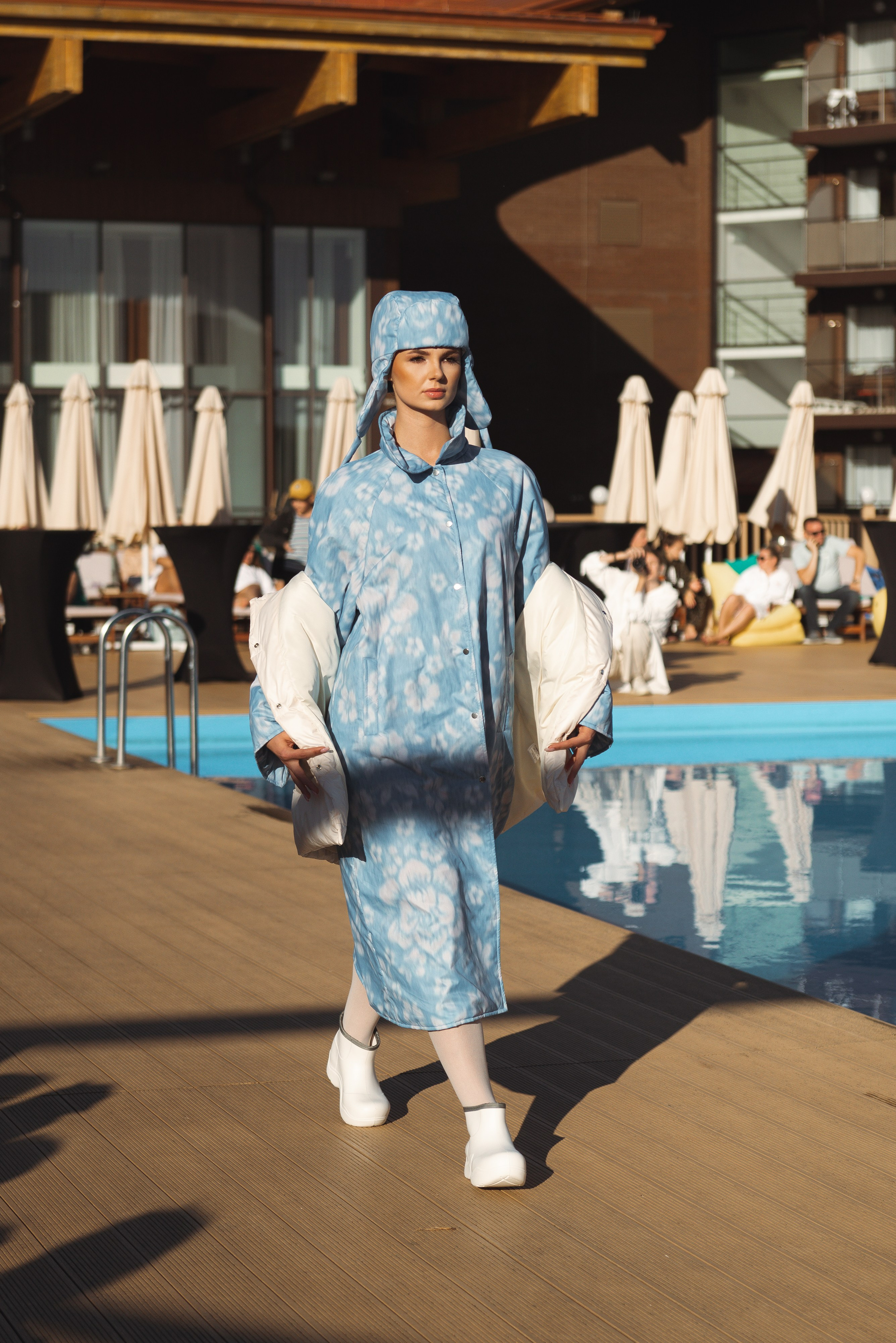 Фестиваль «Широта» и показ в «Азимут» Переславль-Залесский. Фотограф Москва Настя Профотовна. Репортажные, свадебные и контент фотосессии