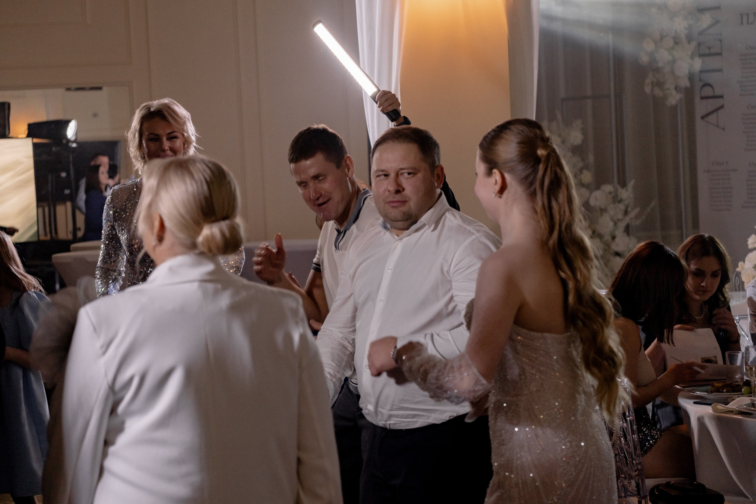 СВАДЕБНЫЙ БАНКЕТ (СНЯТО В СИБИРЕ В НИЖНЕВАРТОВСКЕ). Профессиональный фотограф, Санкт-Петербург — Виктория Богомолова