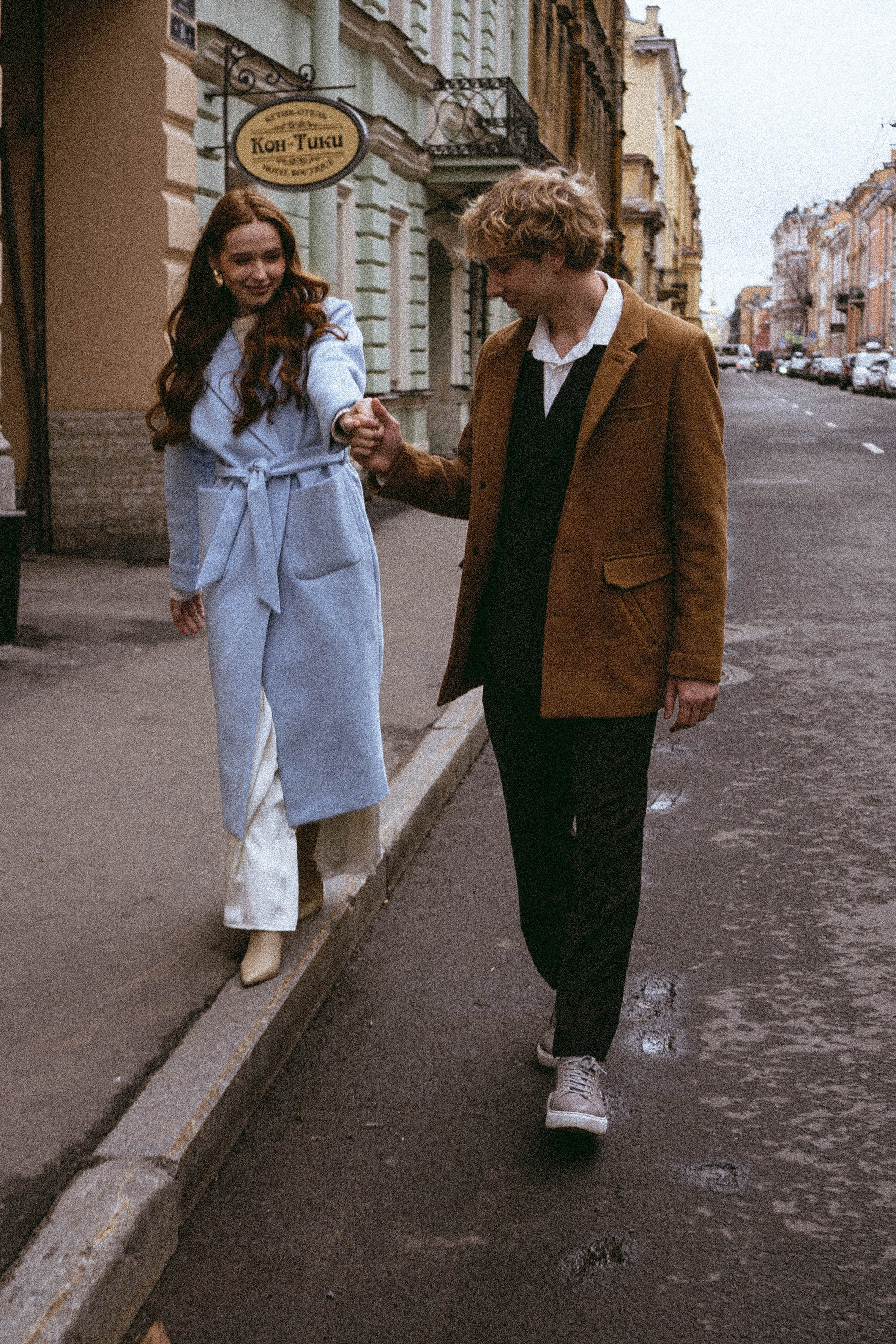 СВАДЕБНАЯ СЬЕМКА В ОТЕЛЕ. СБОРЫ ЖЕНИХА И НЕВЕСТЫ И ТАКЖЕ ТОР И ПОДГОТОВКА К ПРОГУЛКЕ И ПРОГУЛКА ПО ПЕТРОГРАДКЕ. Профессиональный фотограф, Санкт-Петербург — Виктория Богомолова