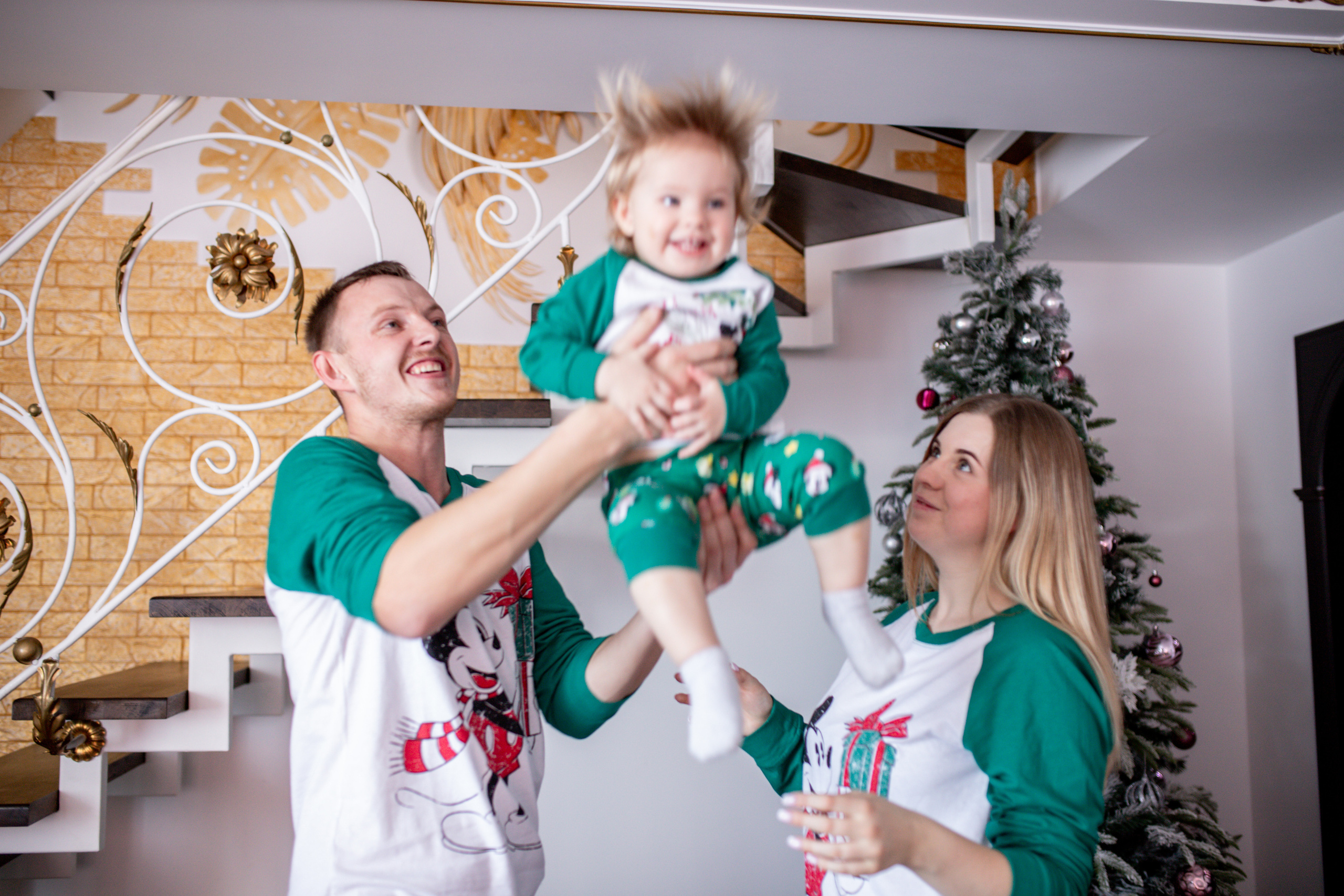 Семья Воложаниных 31 декабря 2022. Свадебный и семейный фотограф в Хабаровске Наталья Барсукова