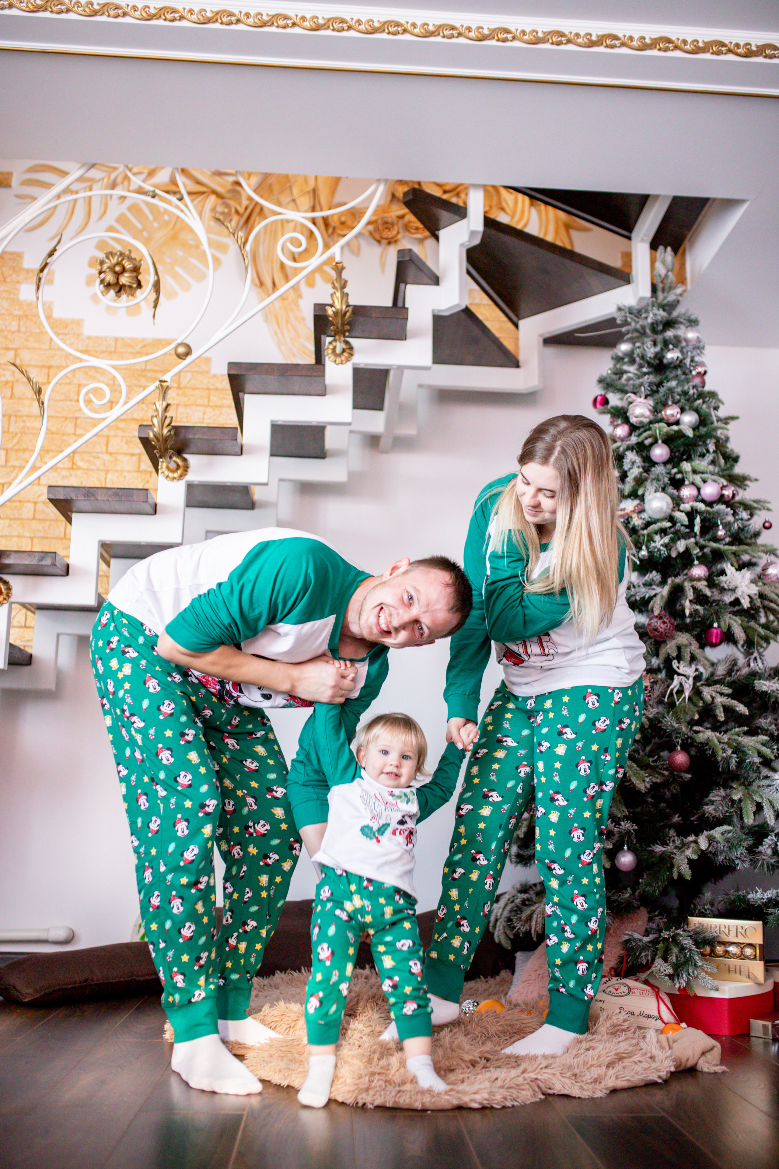 Семья Воложаниных 31 декабря 2022. Свадебный и семейный фотограф в Хабаровске Наталья Барсукова