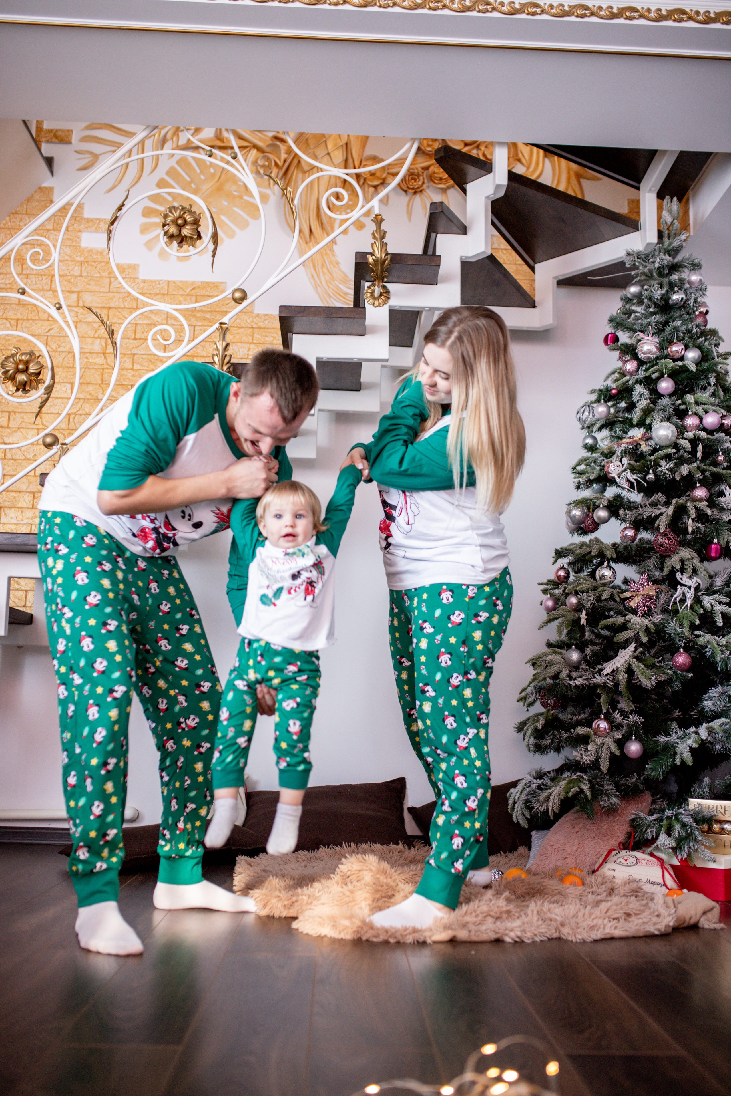 Семья Воложаниных 31 декабря 2022. Свадебный и семейный фотограф в Хабаровске Наталья Барсукова