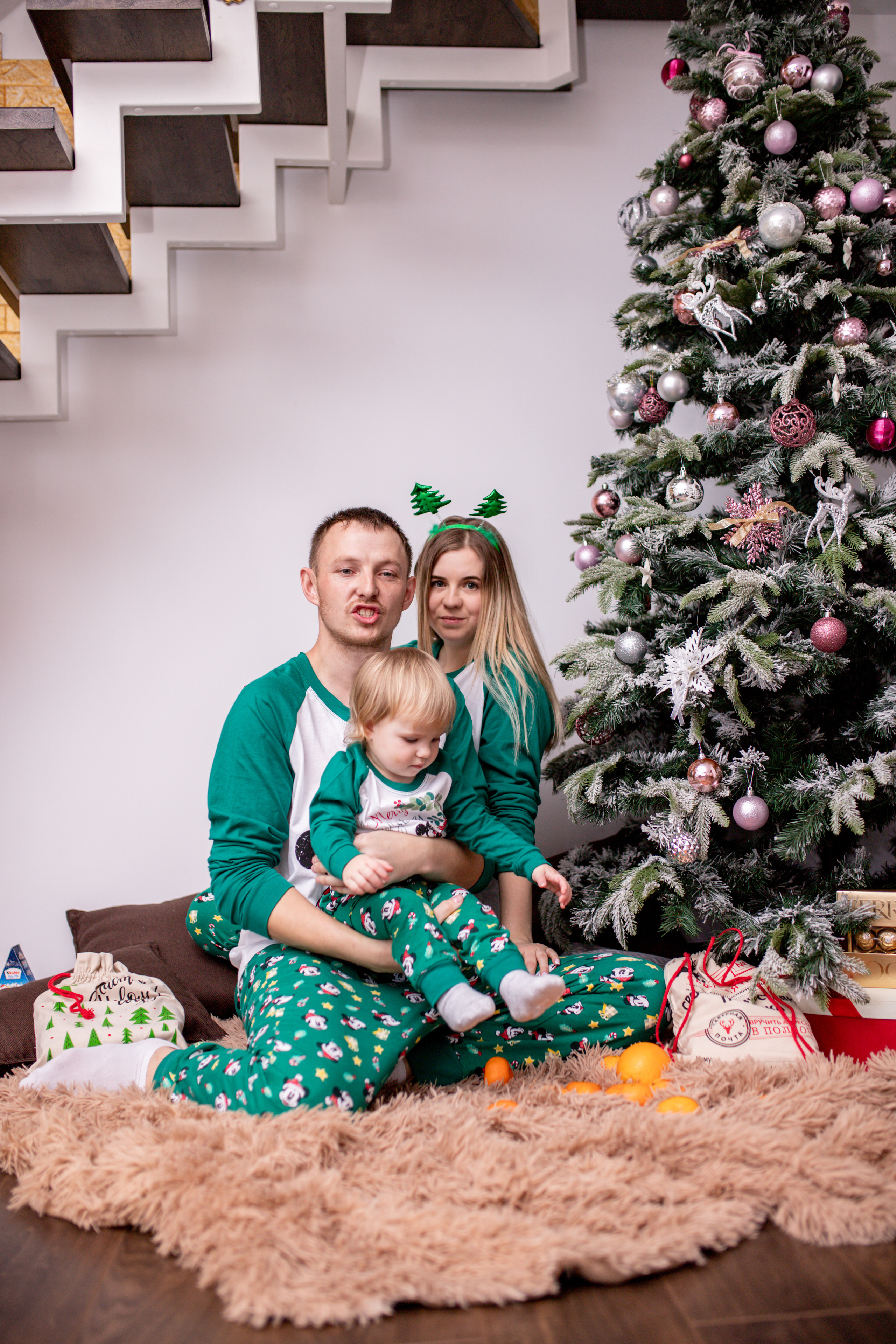 Семья Воложаниных 31 декабря 2022. Свадебный и семейный фотограф в Хабаровске Наталья Барсукова