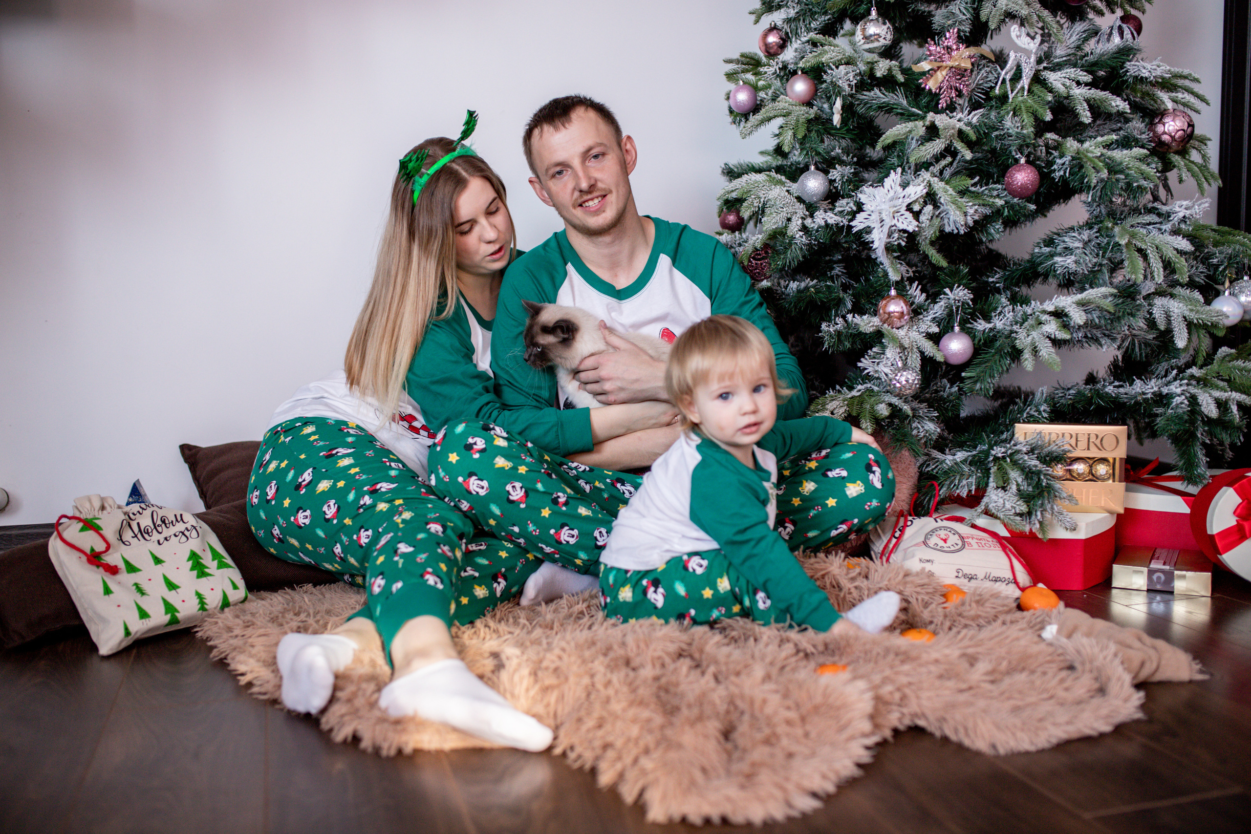 Семья Воложаниных 31 декабря 2022. Свадебный и семейный фотограф в Хабаровске Наталья Барсукова