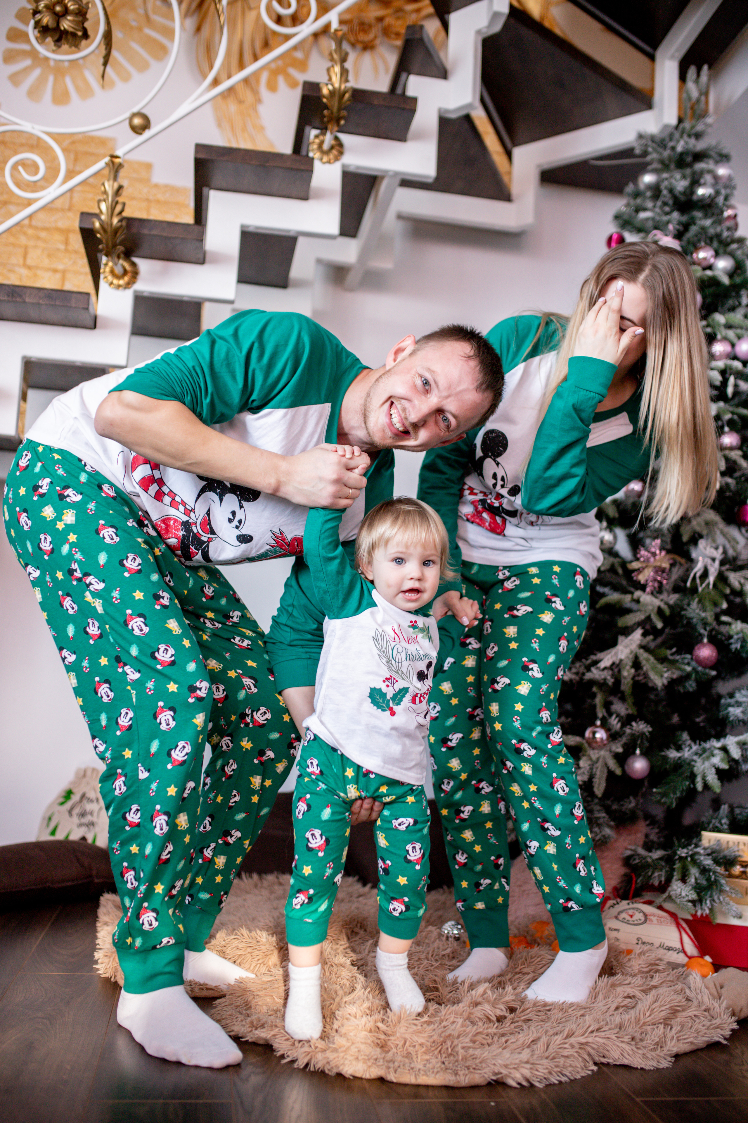 Семья Воложаниных 31 декабря 2022. Свадебный и семейный фотограф в Хабаровске Наталья Барсукова