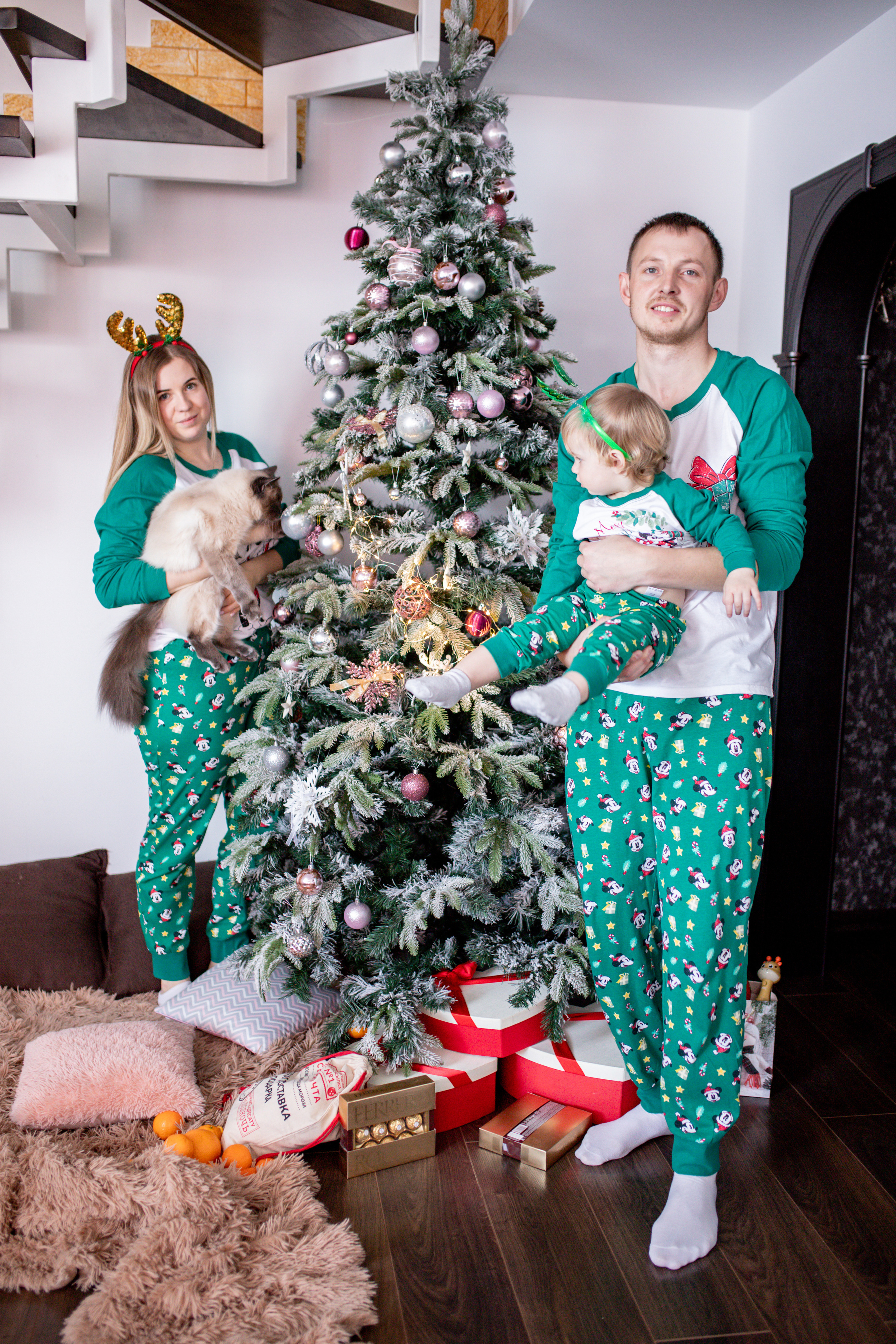 Семья Воложаниных 31 декабря 2022. Свадебный и семейный фотограф в Хабаровске Наталья Барсукова