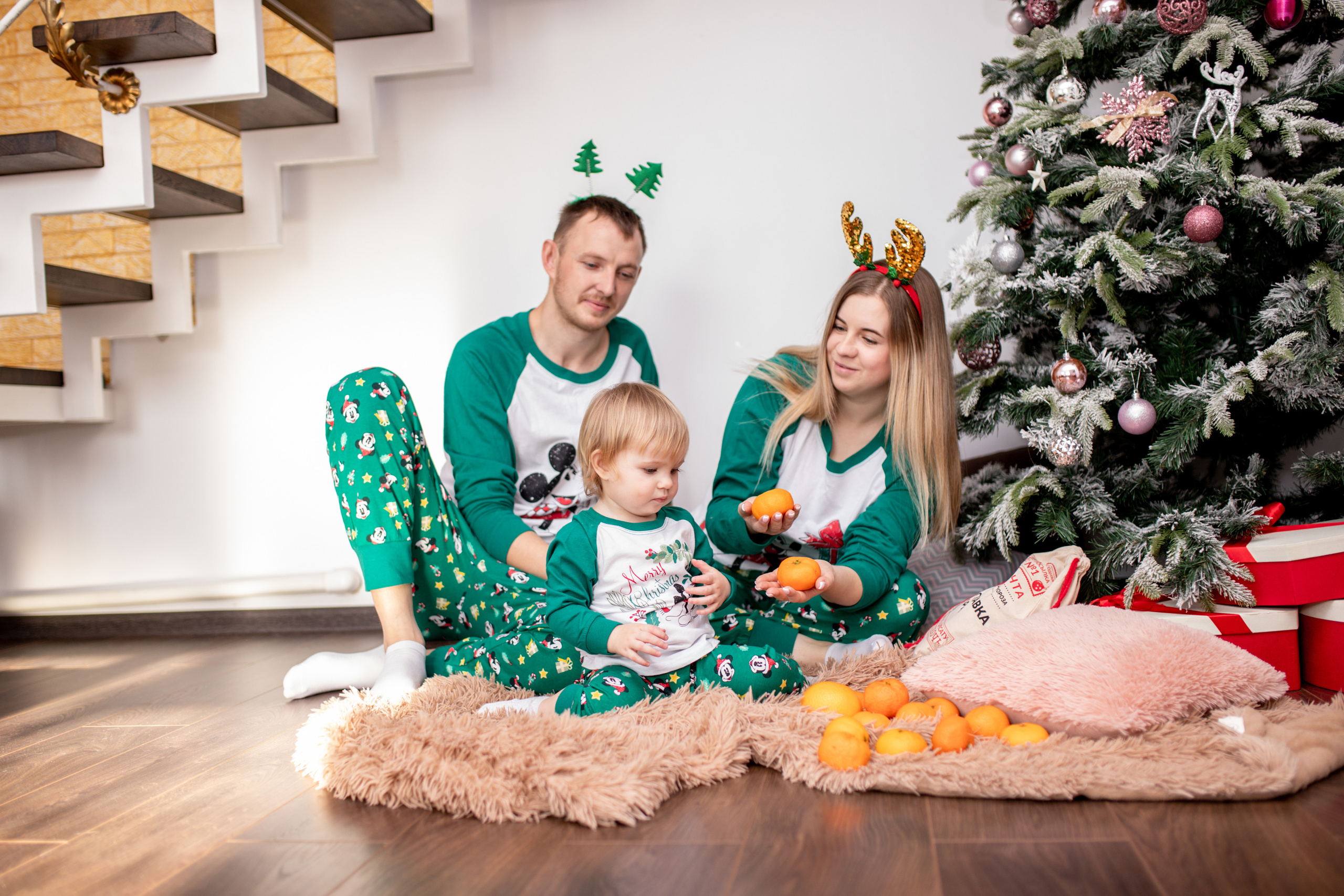 Семья Воложаниных 31 декабря 2022. Свадебный и семейный фотограф в Хабаровске Наталья Барсукова