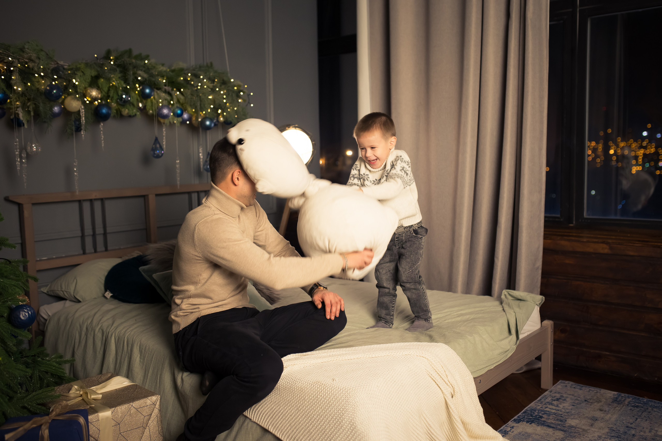 Семья Абаевых Новый год 2022. Свадебный и семейный фотограф в Хабаровске Наталья Барсукова