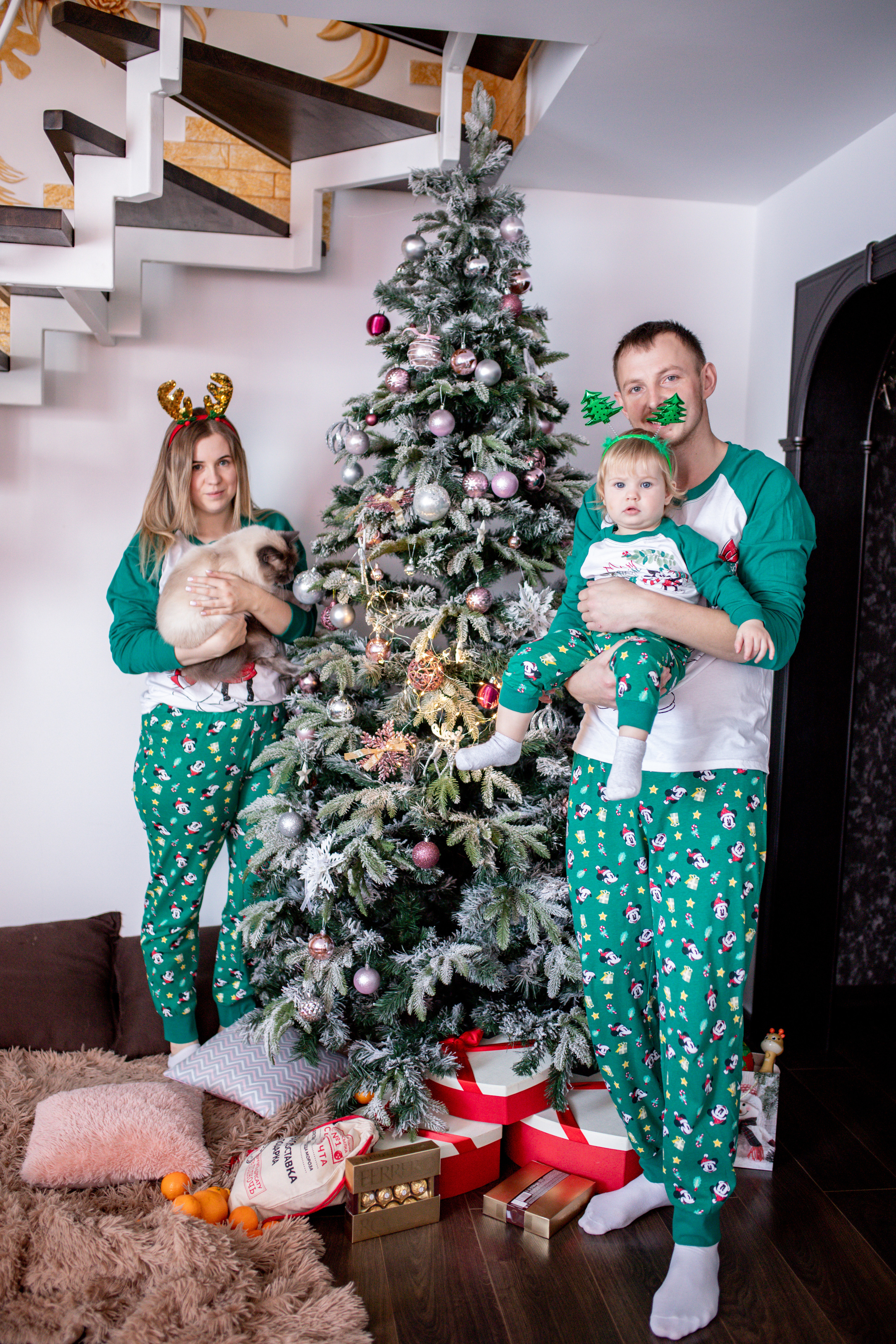 Семья Воложаниных 31 декабря 2022. Свадебный и семейный фотограф в Хабаровске Наталья Барсукова