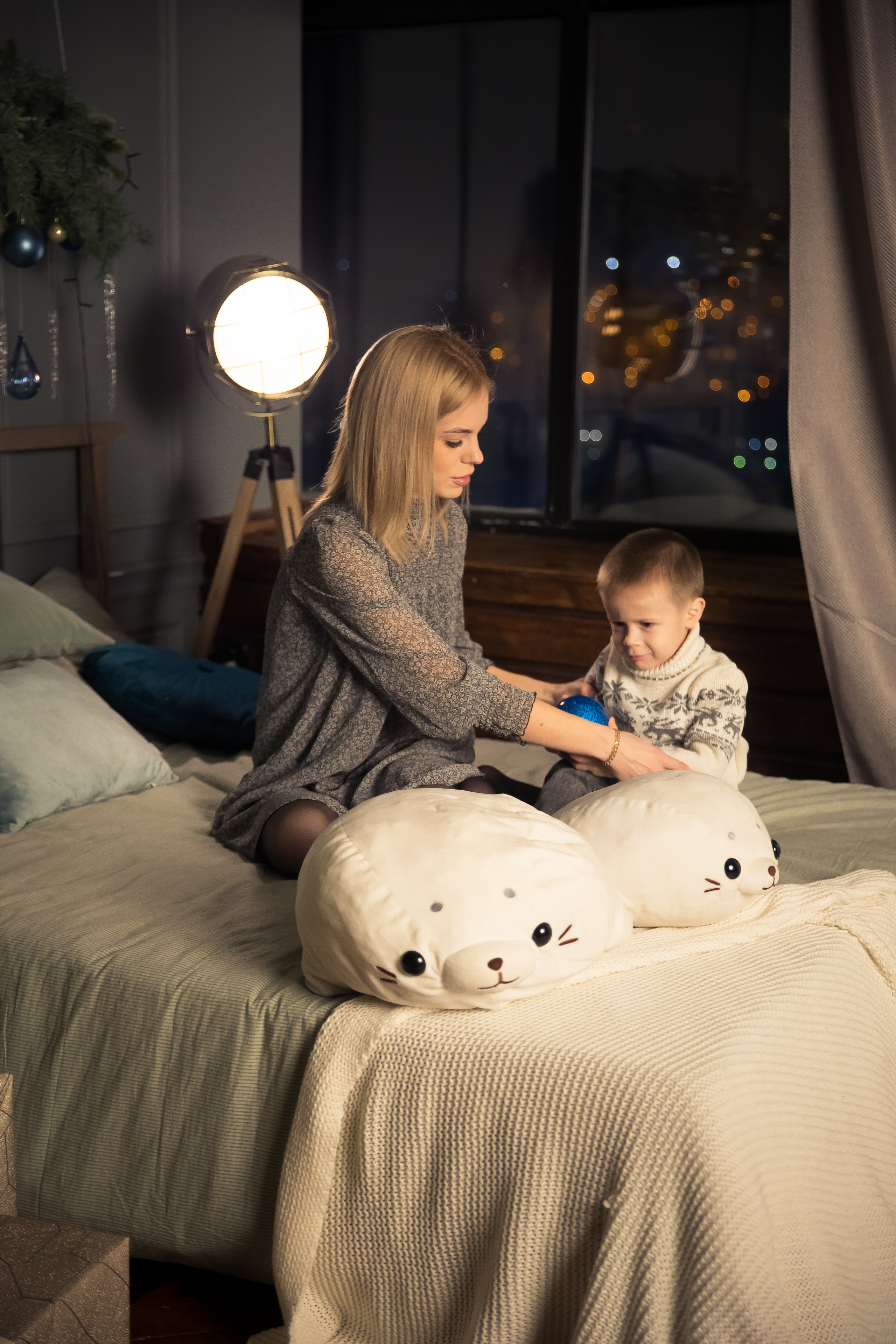 Семья Абаевых Новый год 2022. Свадебный и семейный фотограф в Хабаровске Наталья Барсукова