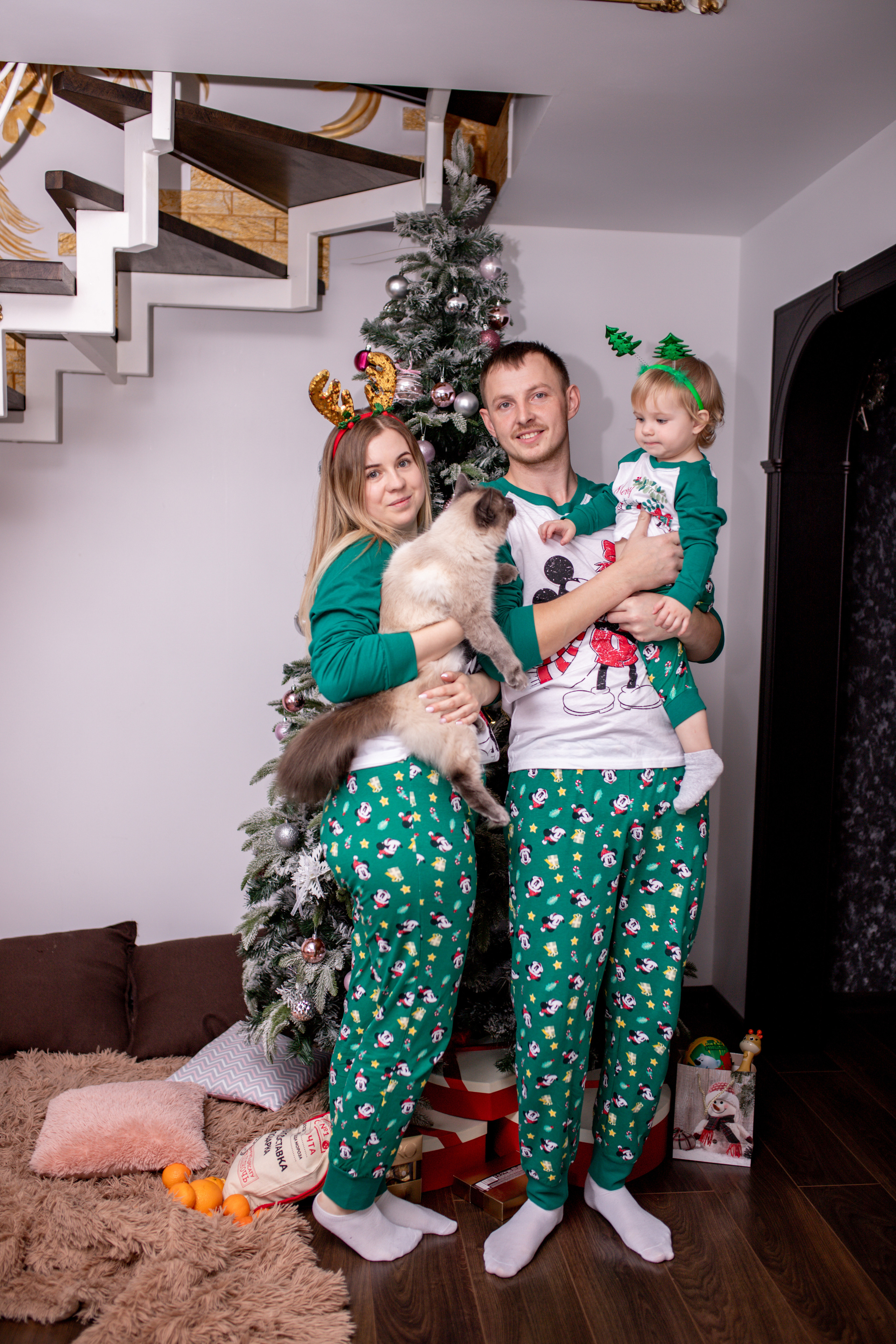 Семья Воложаниных 31 декабря 2022. Свадебный и семейный фотограф в Хабаровске Наталья Барсукова