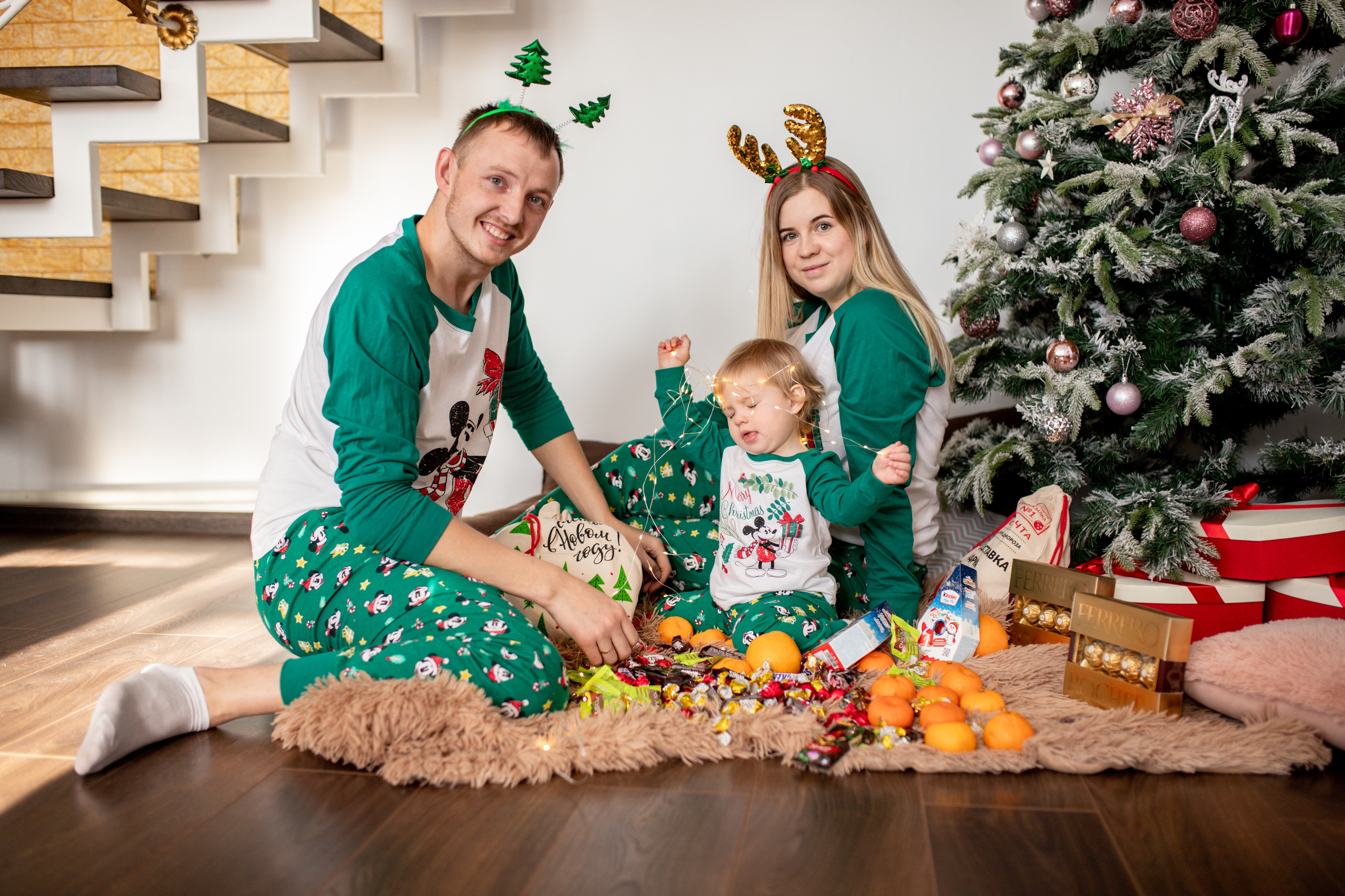 Семья Воложаниных 31 декабря 2022. Свадебный и семейный фотограф в Хабаровске Наталья Барсукова
