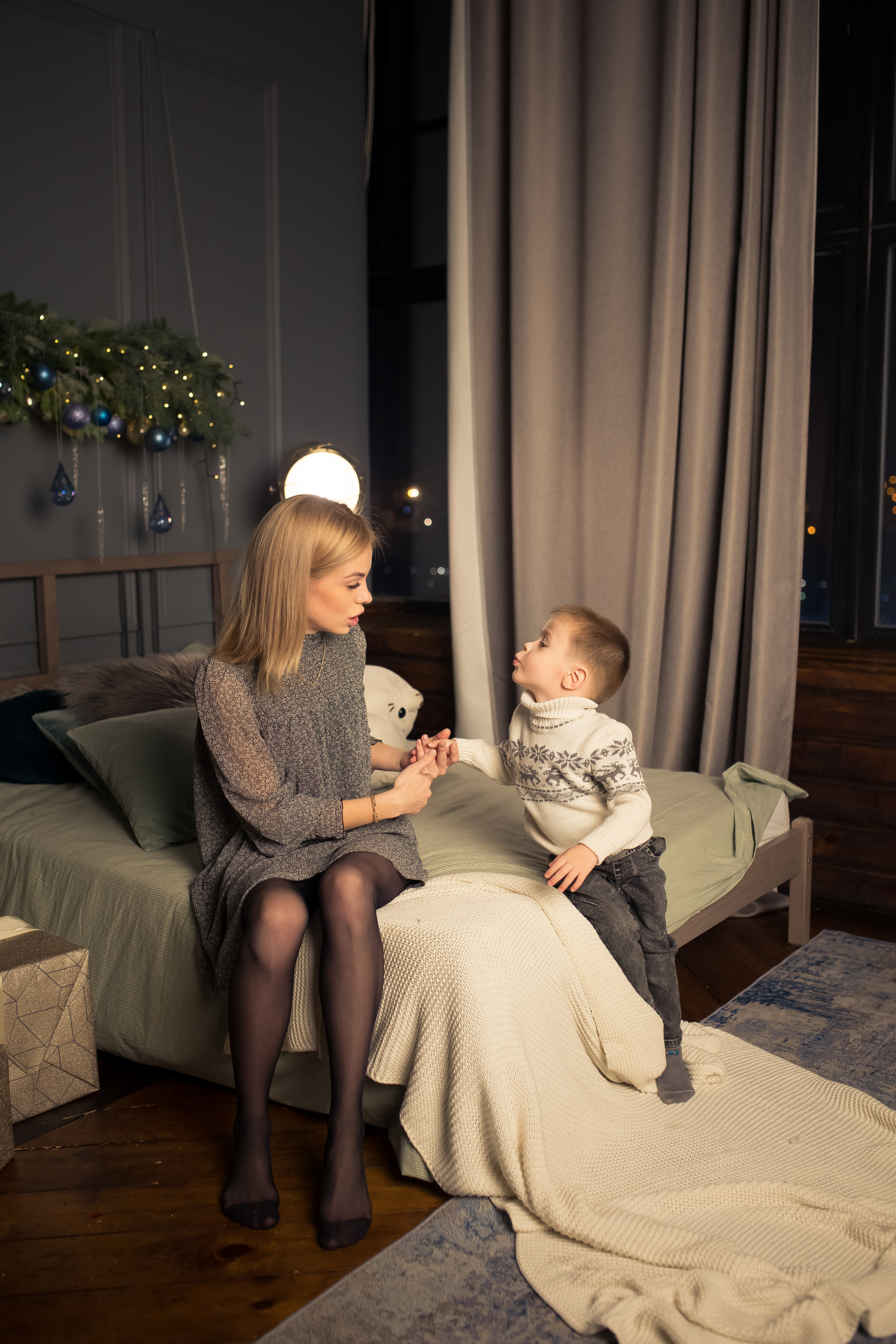 Семья Абаевых Новый год 2022. Свадебный и семейный фотограф в Хабаровске Наталья Барсукова