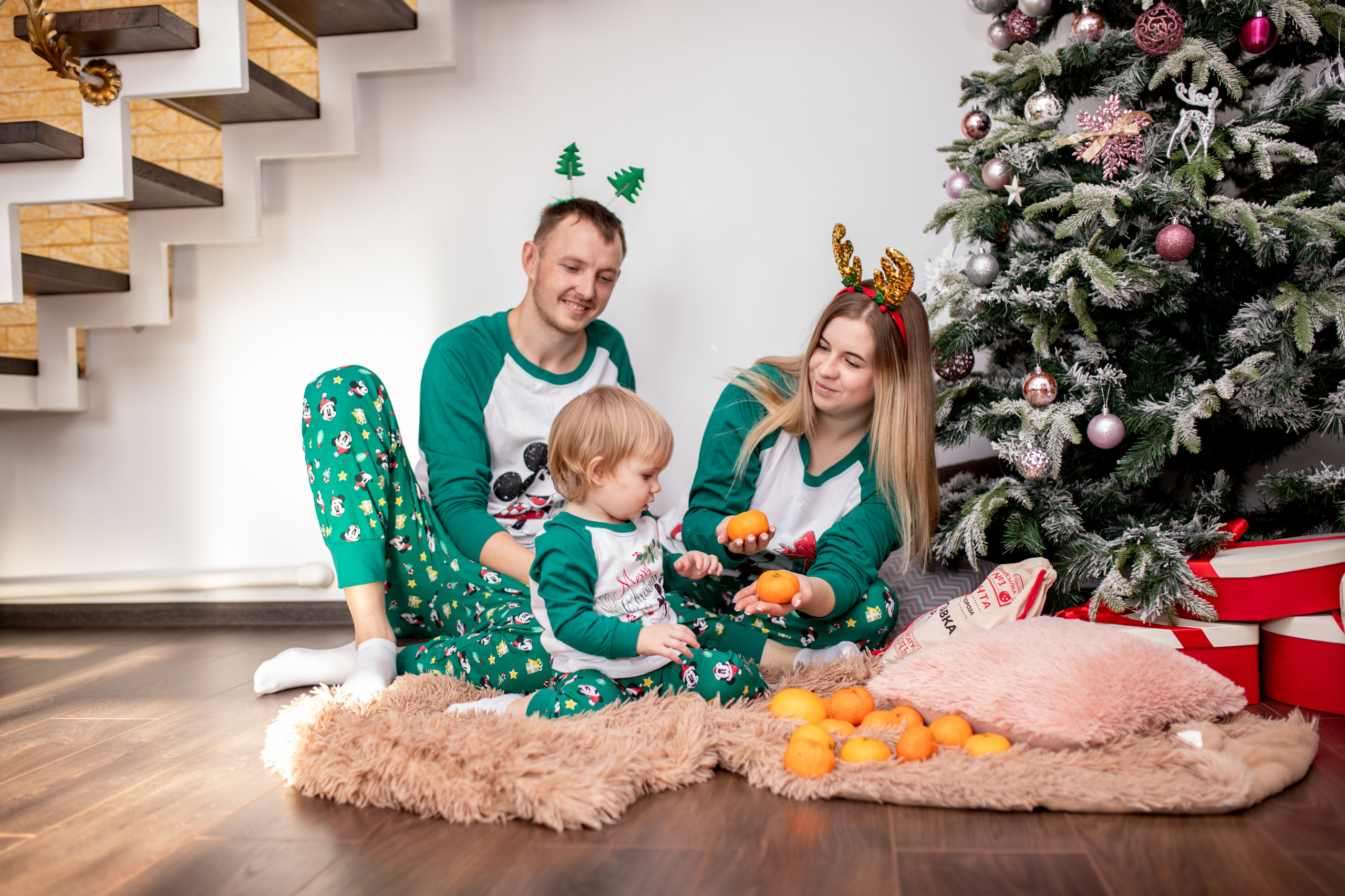 Семья Воложаниных 31 декабря 2022. Свадебный и семейный фотограф в Хабаровске Наталья Барсукова