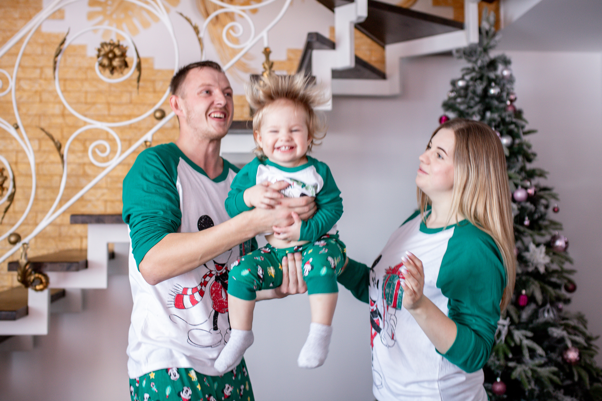 Семья Воложаниных 31 декабря 2022. Свадебный и семейный фотограф в Хабаровске Наталья Барсукова