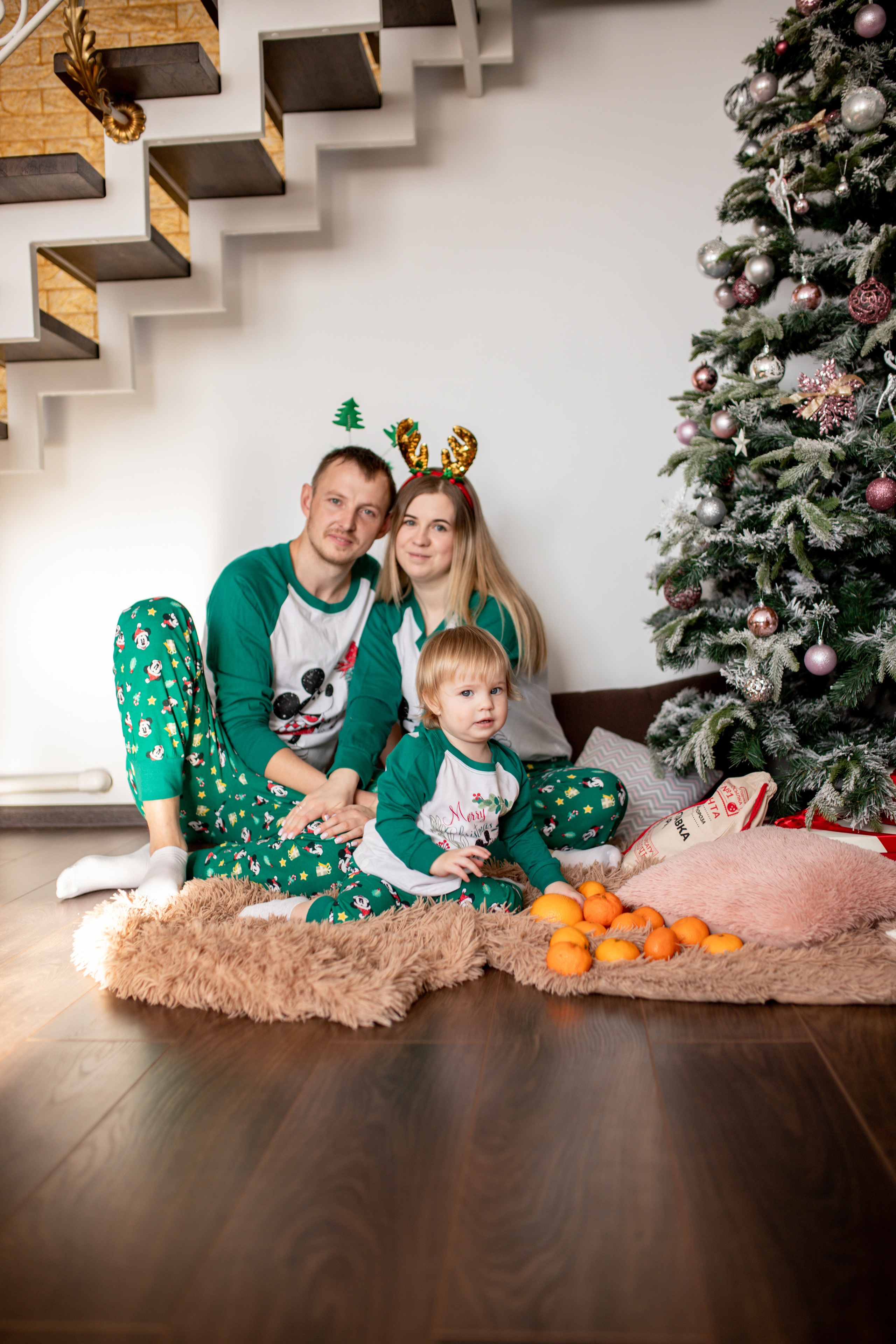 Семья Воложаниных 31 декабря 2022. Свадебный и семейный фотограф в Хабаровске Наталья Барсукова