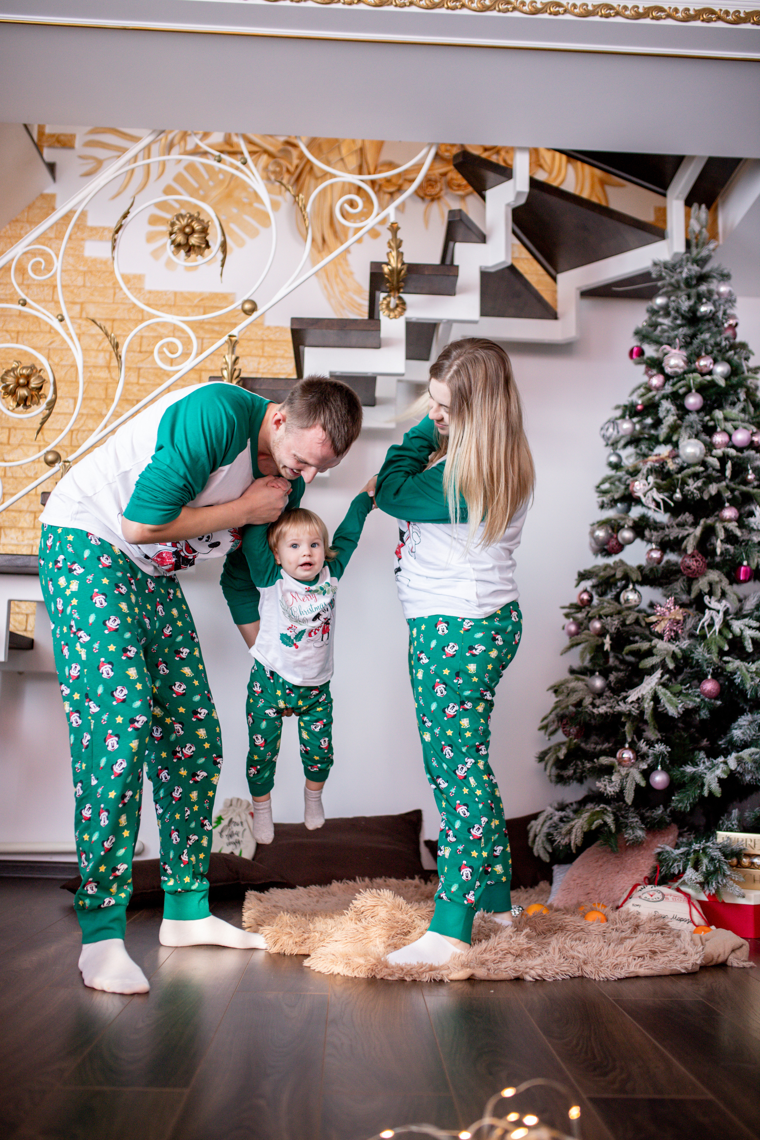 Семья Воложаниных 31 декабря 2022. Свадебный и семейный фотограф в Хабаровске Наталья Барсукова
