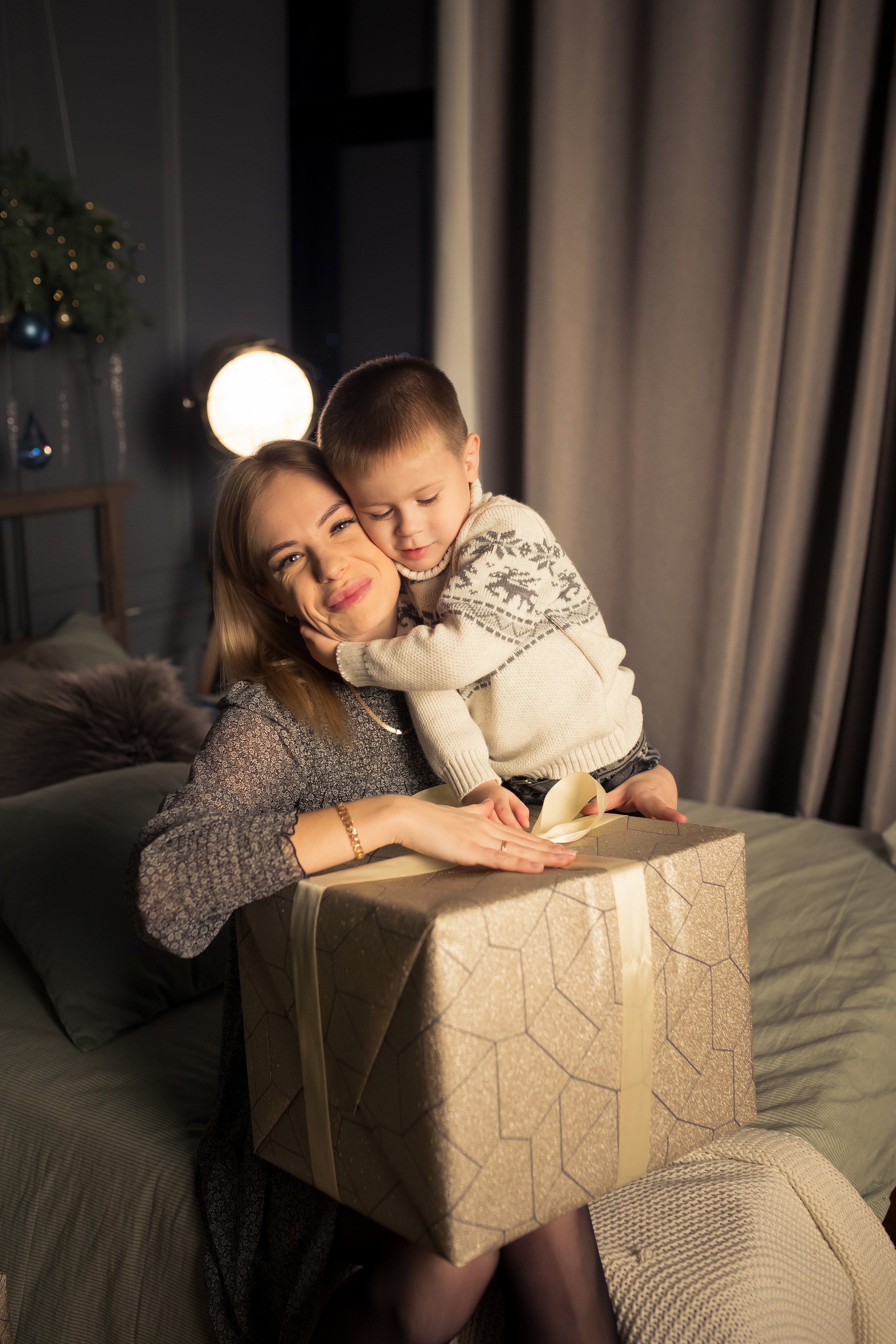 Семья Абаевых Новый год 2022. Свадебный и семейный фотограф в Хабаровске Наталья Барсукова