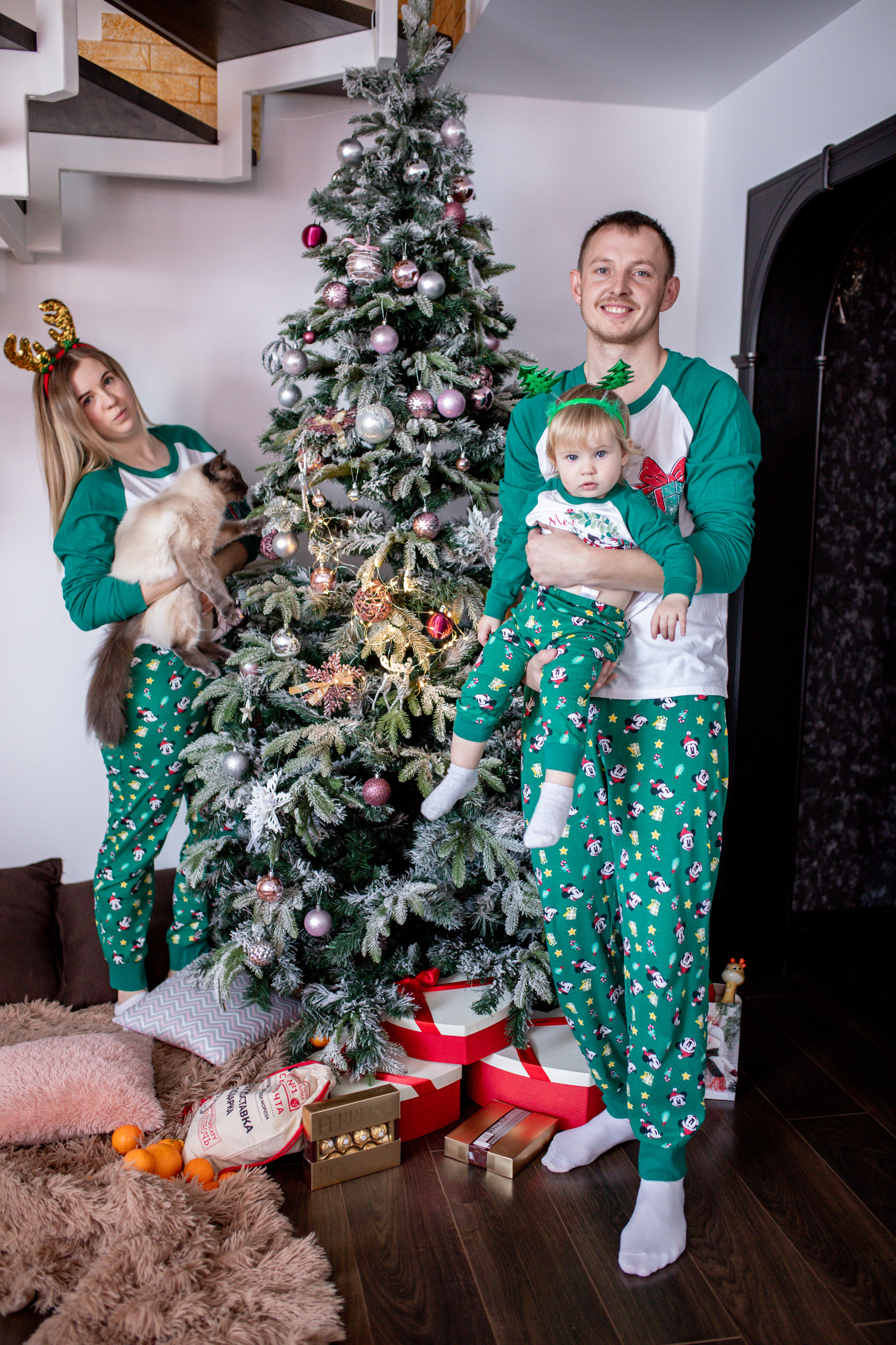 Семья Воложаниных 31 декабря 2022. Свадебный и семейный фотограф в Хабаровске Наталья Барсукова