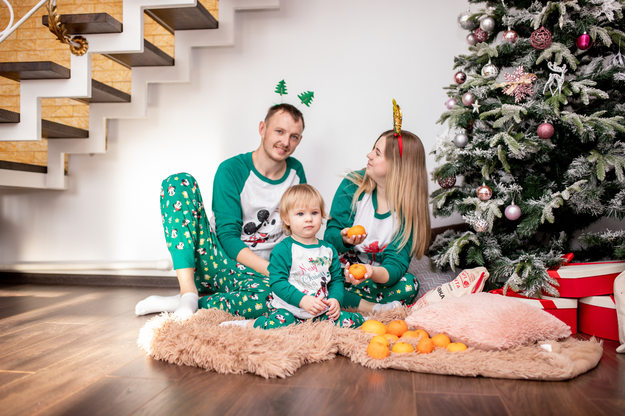 Семья Воложаниных 31 декабря 2022. Свадебный и семейный фотограф в Хабаровске Наталья Барсукова