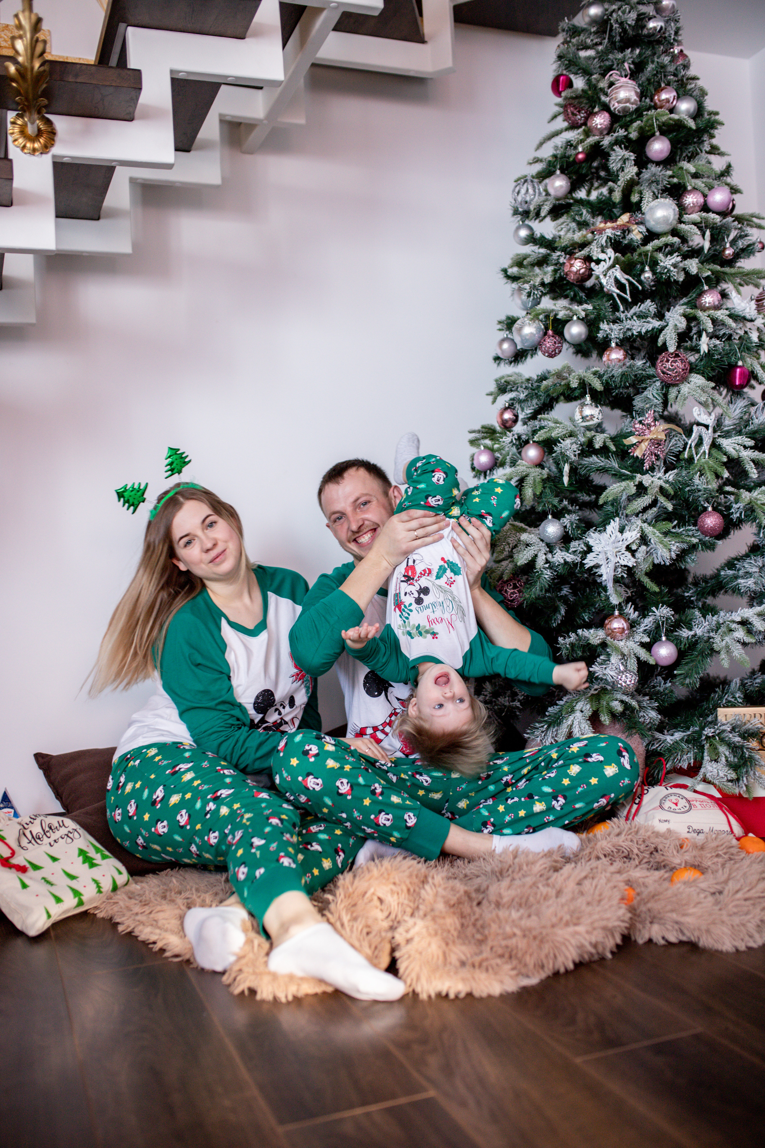 Семья Воложаниных 31 декабря 2022. Свадебный и семейный фотограф в Хабаровске Наталья Барсукова