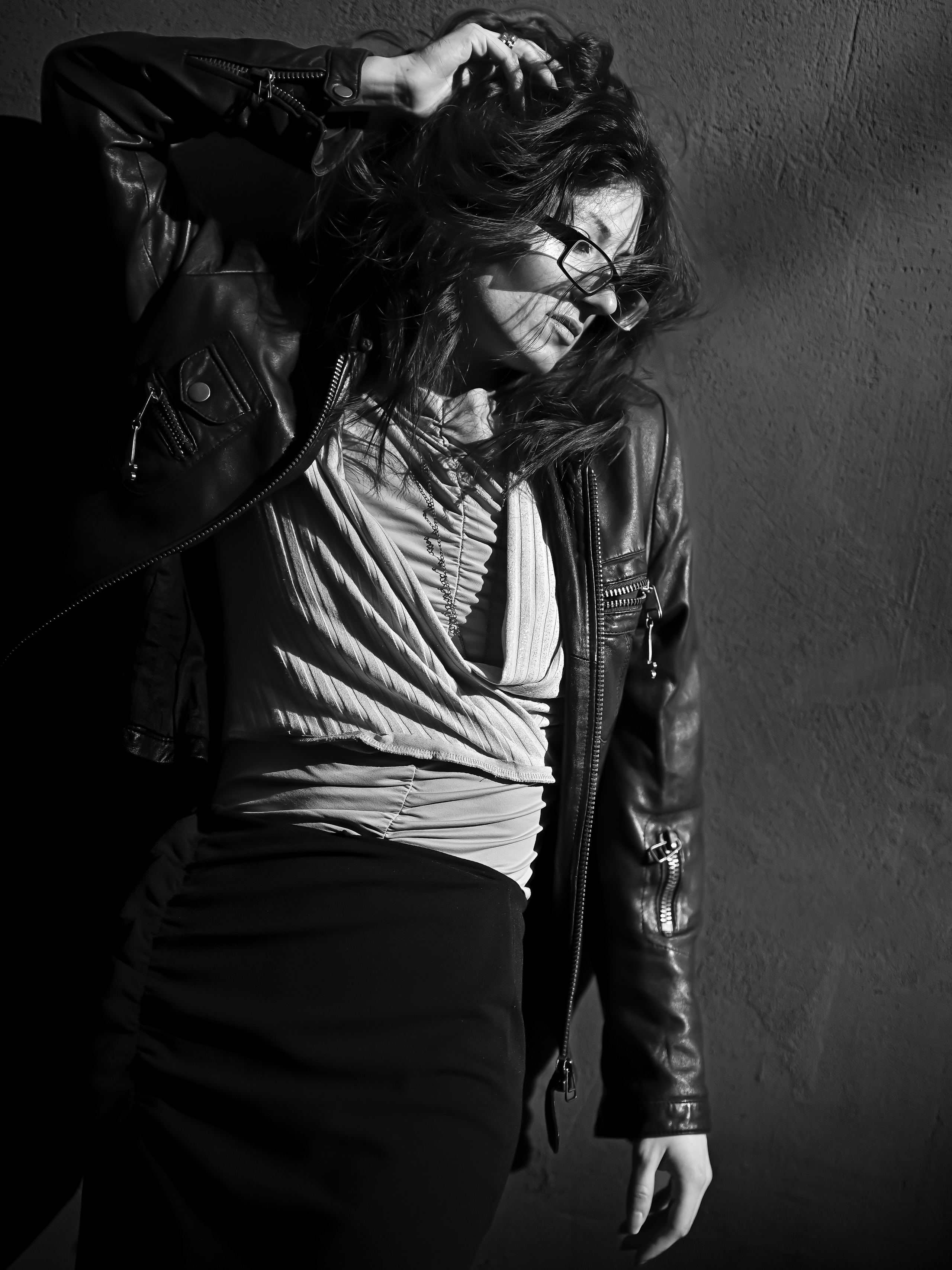 Весна на Красном Октябре ч_б. Портретный фотограф в Москве Сергей Чудов