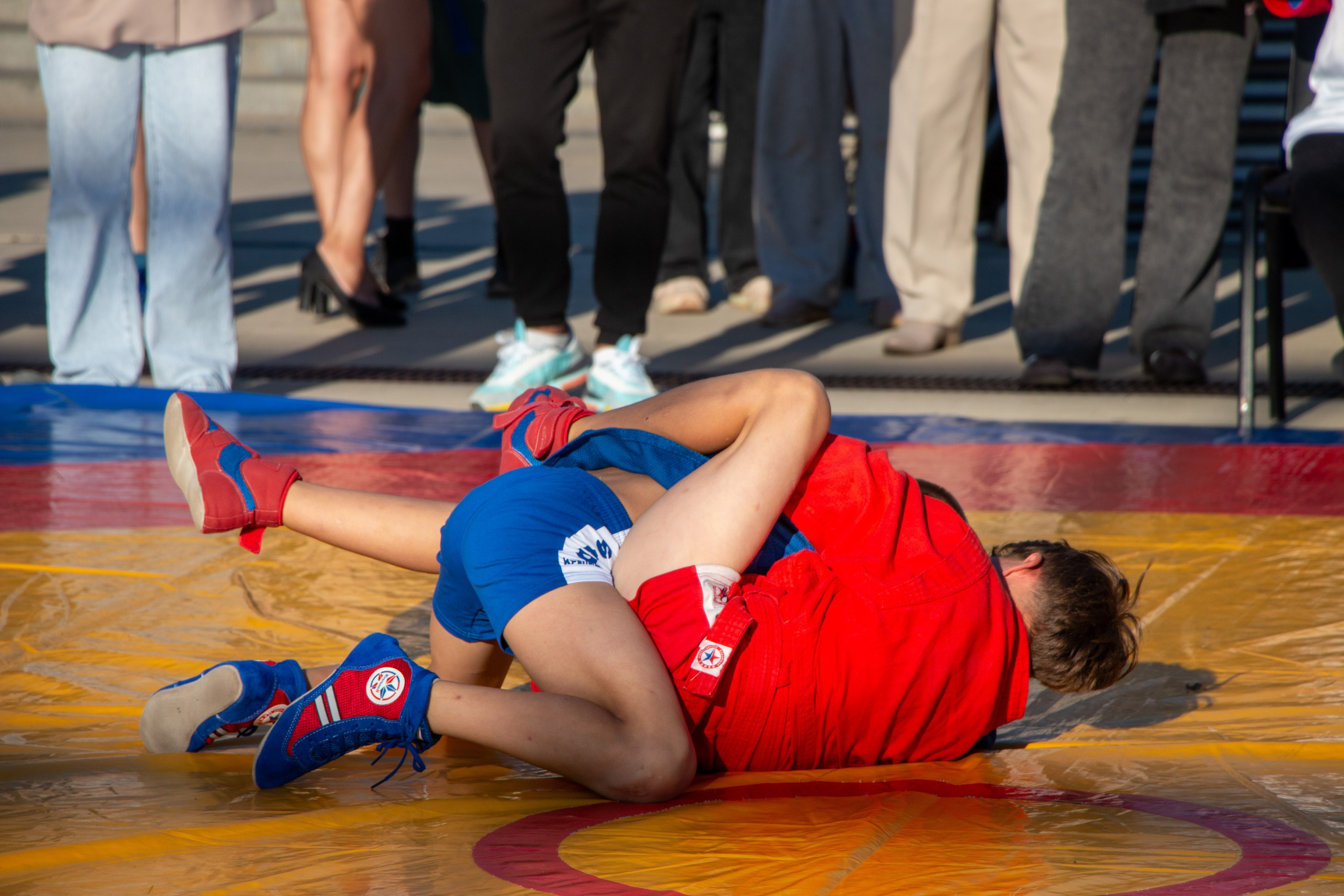 День флага России. Ижевск 2025. Олег Романов. Мастер фото по спорту