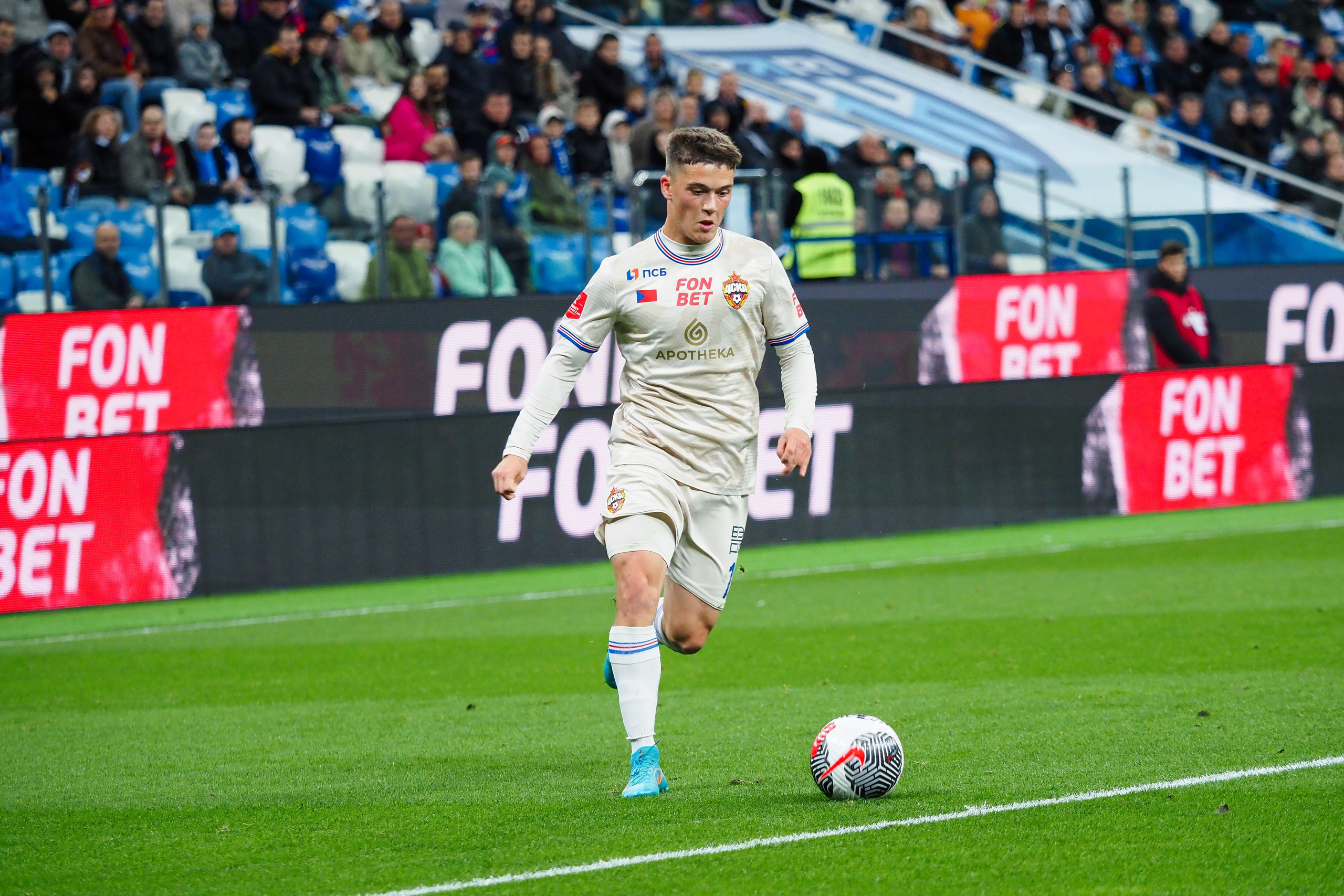 Футбол (РПЛ). Репортажный фотограф Алексей Козьмин