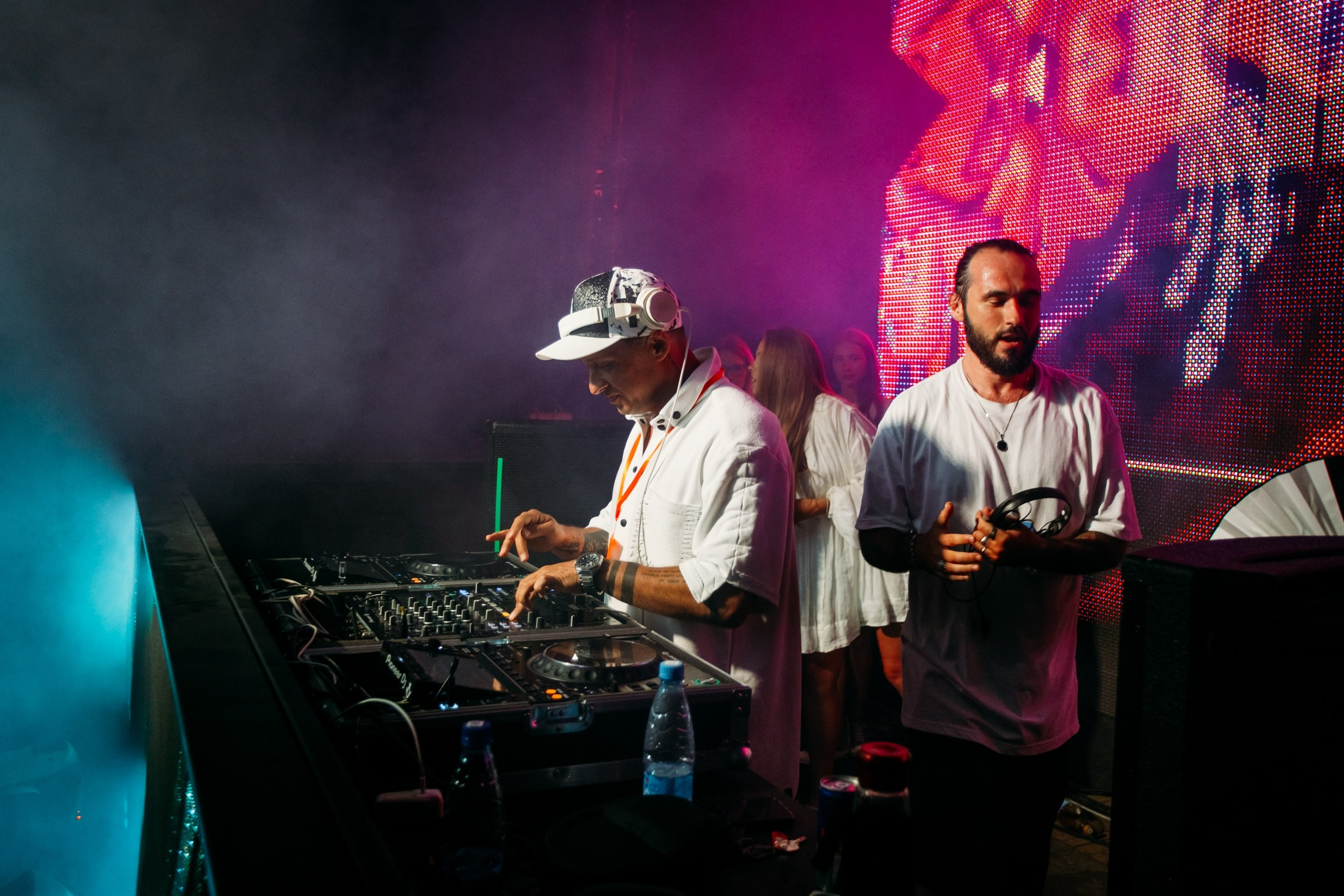 White Party @ Бархат парк. Репортажный фотограф Максим Полянский. Москва, Санкт-Петербург, Красноярск