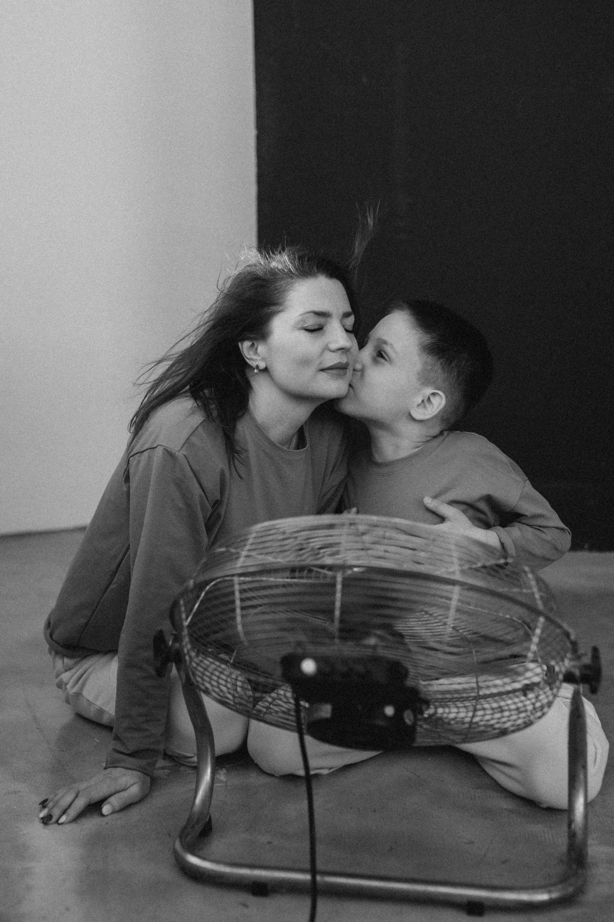 Любовь мамы и сына. Семейный фотограф lifestyle в Новосибирске Елена Шпилевая