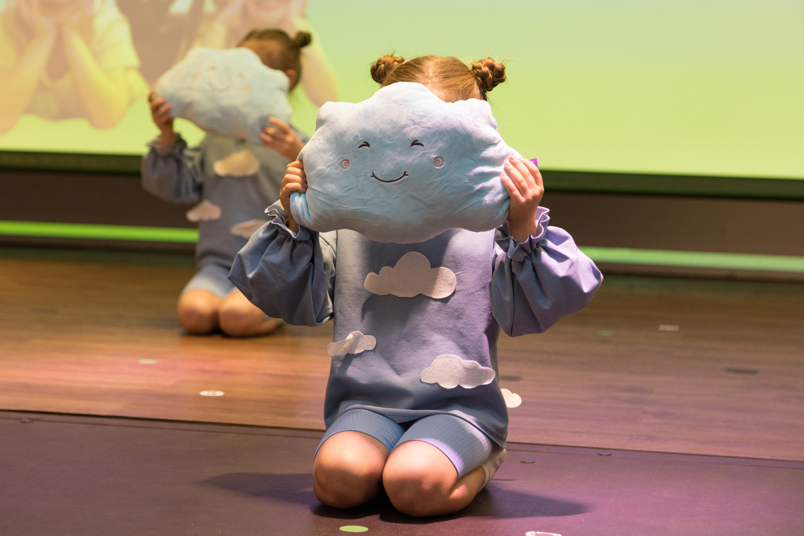 Отчетный концерт танцевального коллектива «ПЕТЕРБУРИКИ». Детский и контент фотограф Надя Волкова Санкт-Петербург