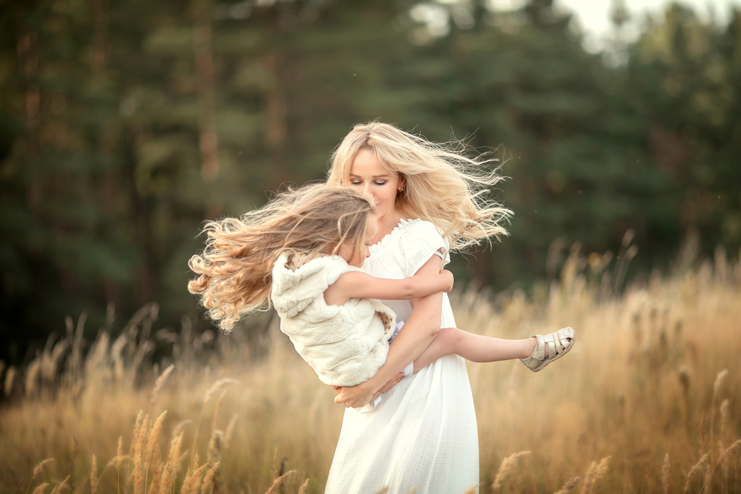 Ветер в волосах. Детский и семейный фотограф Муксимова Ирина
