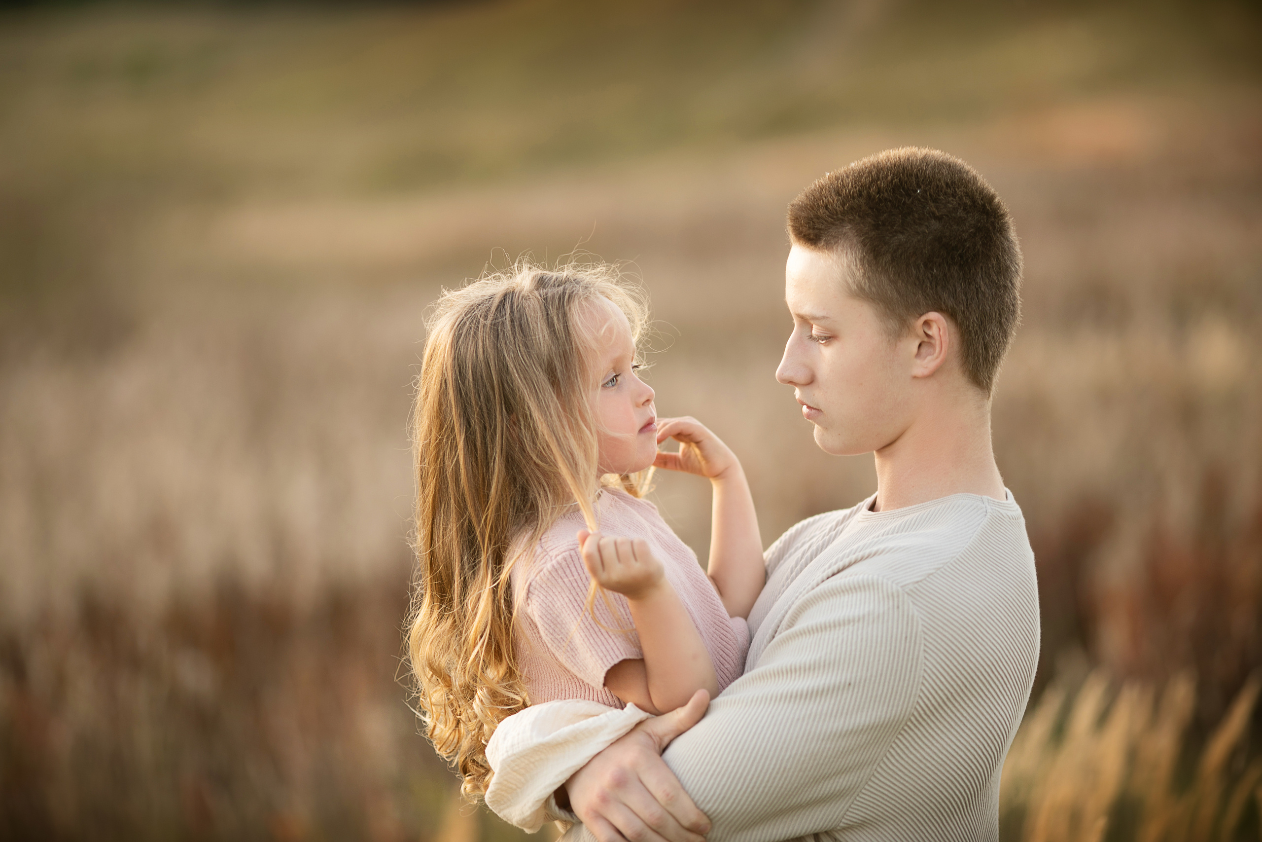 Ветер в волосах. Детский и семейный фотограф Муксимова Ирина