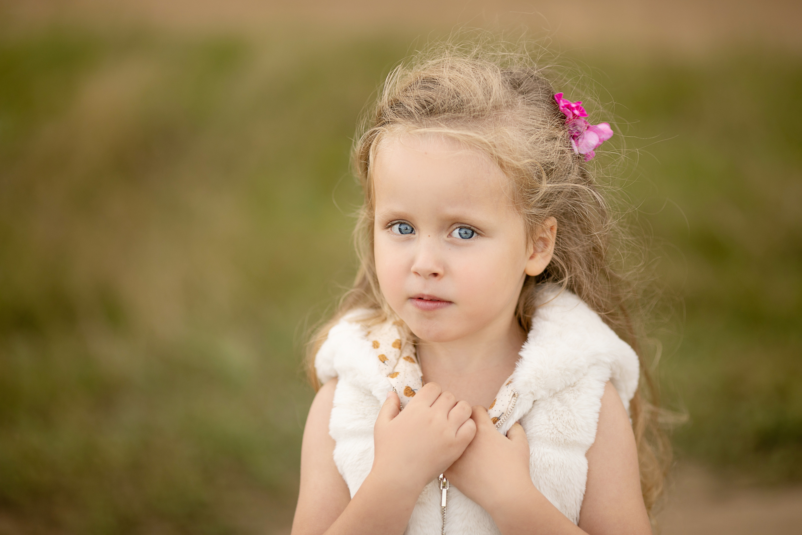 Ветер в волосах. Детский и семейный фотограф Муксимова Ирина