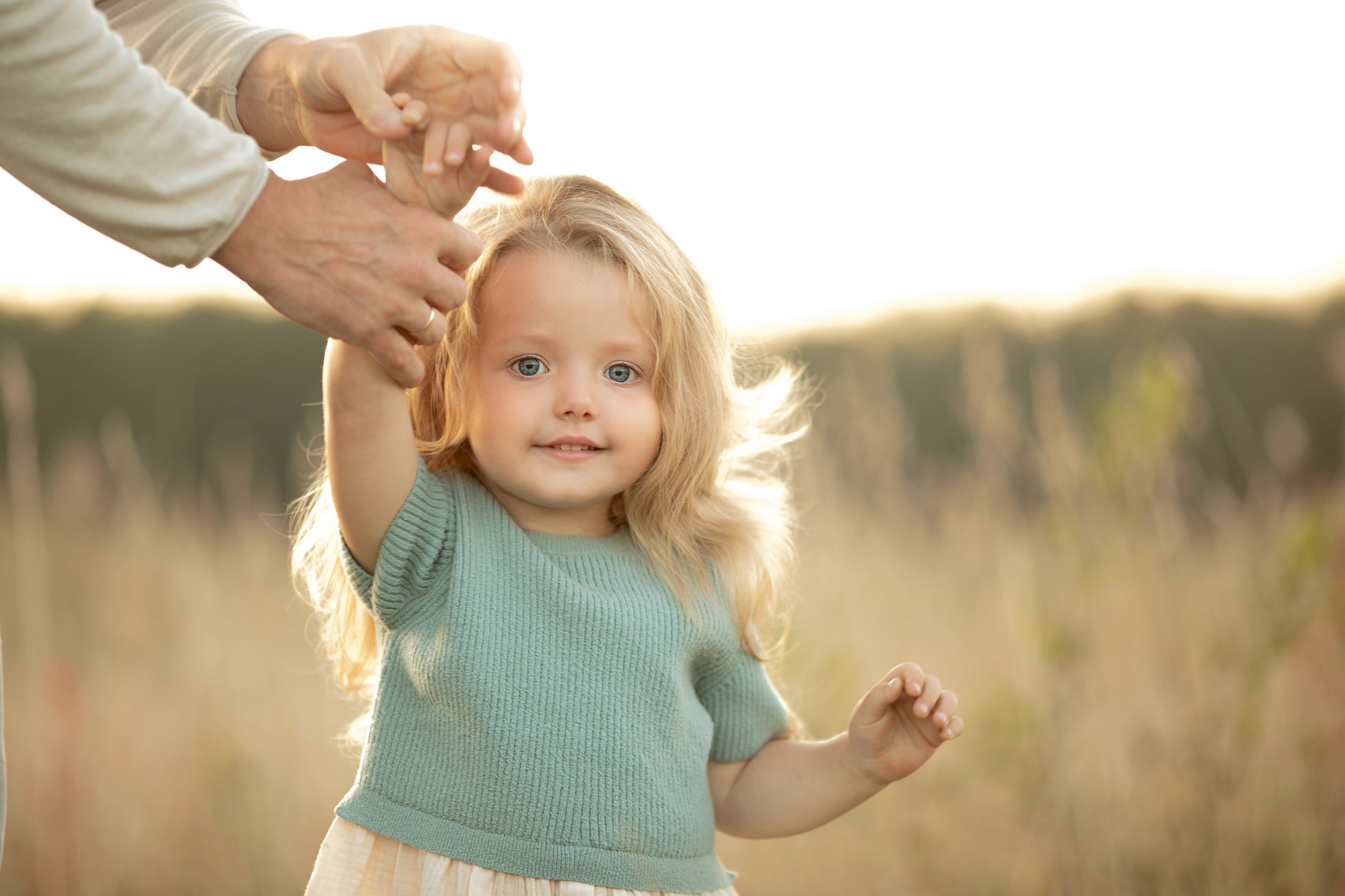 Ветер в волосах. Детский и семейный фотограф Муксимова Ирина