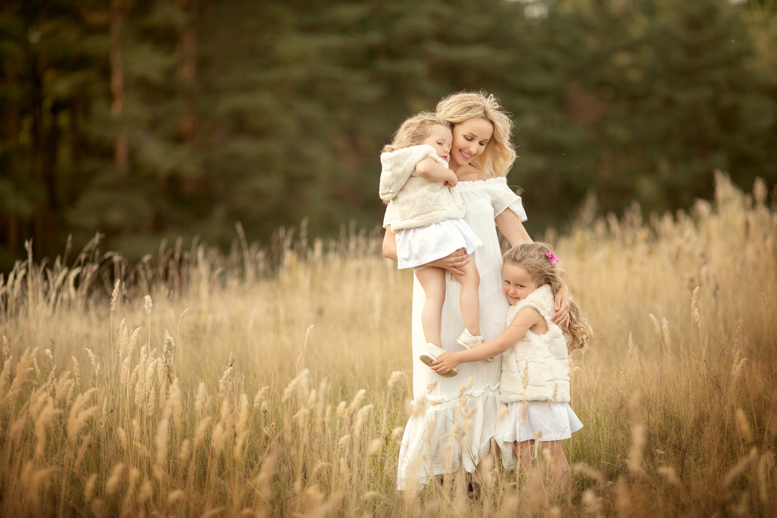 Ветер в волосах. Детский и семейный фотограф Муксимова Ирина