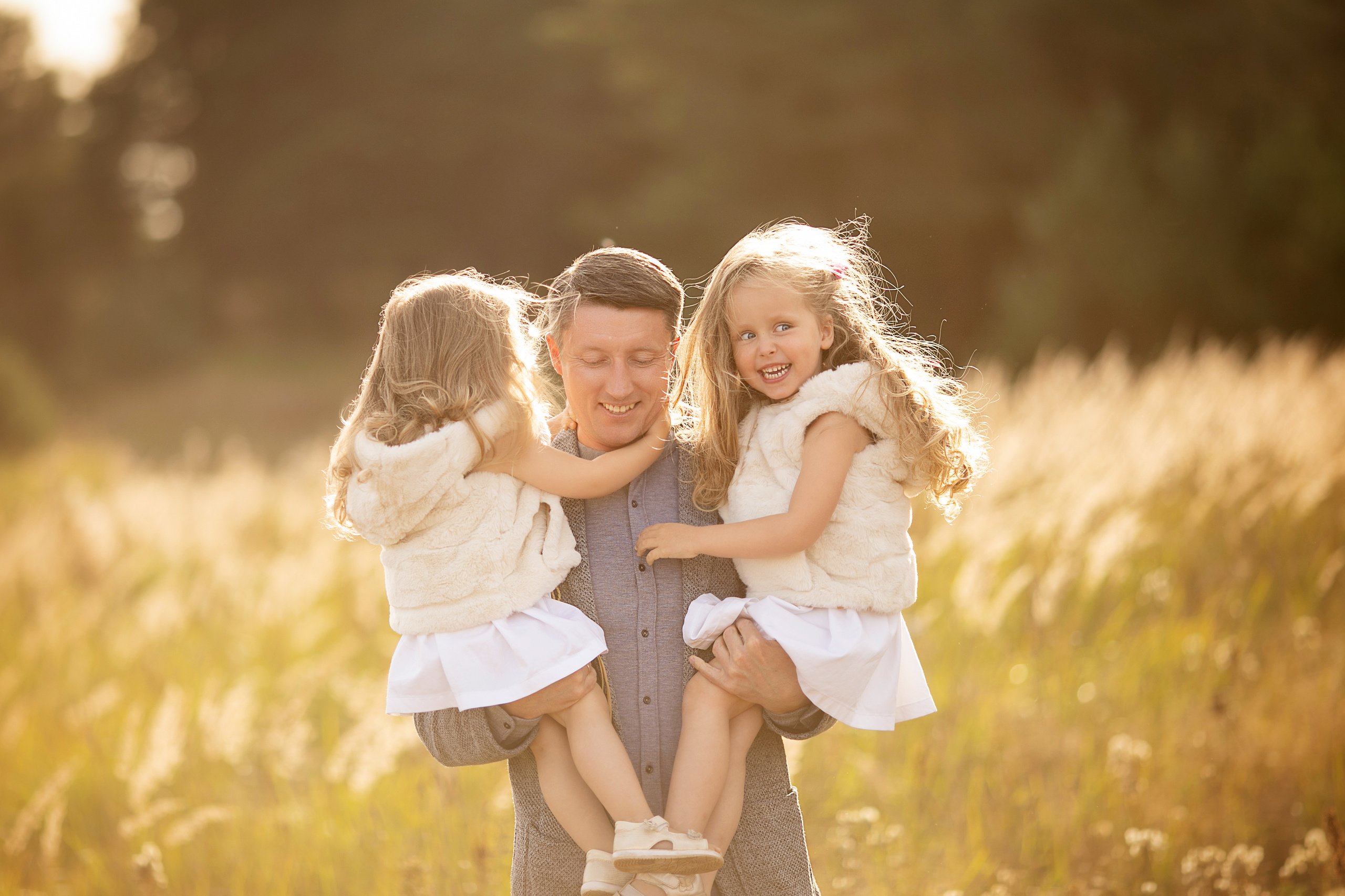 Ветер в волосах. Детский и семейный фотограф Муксимова Ирина