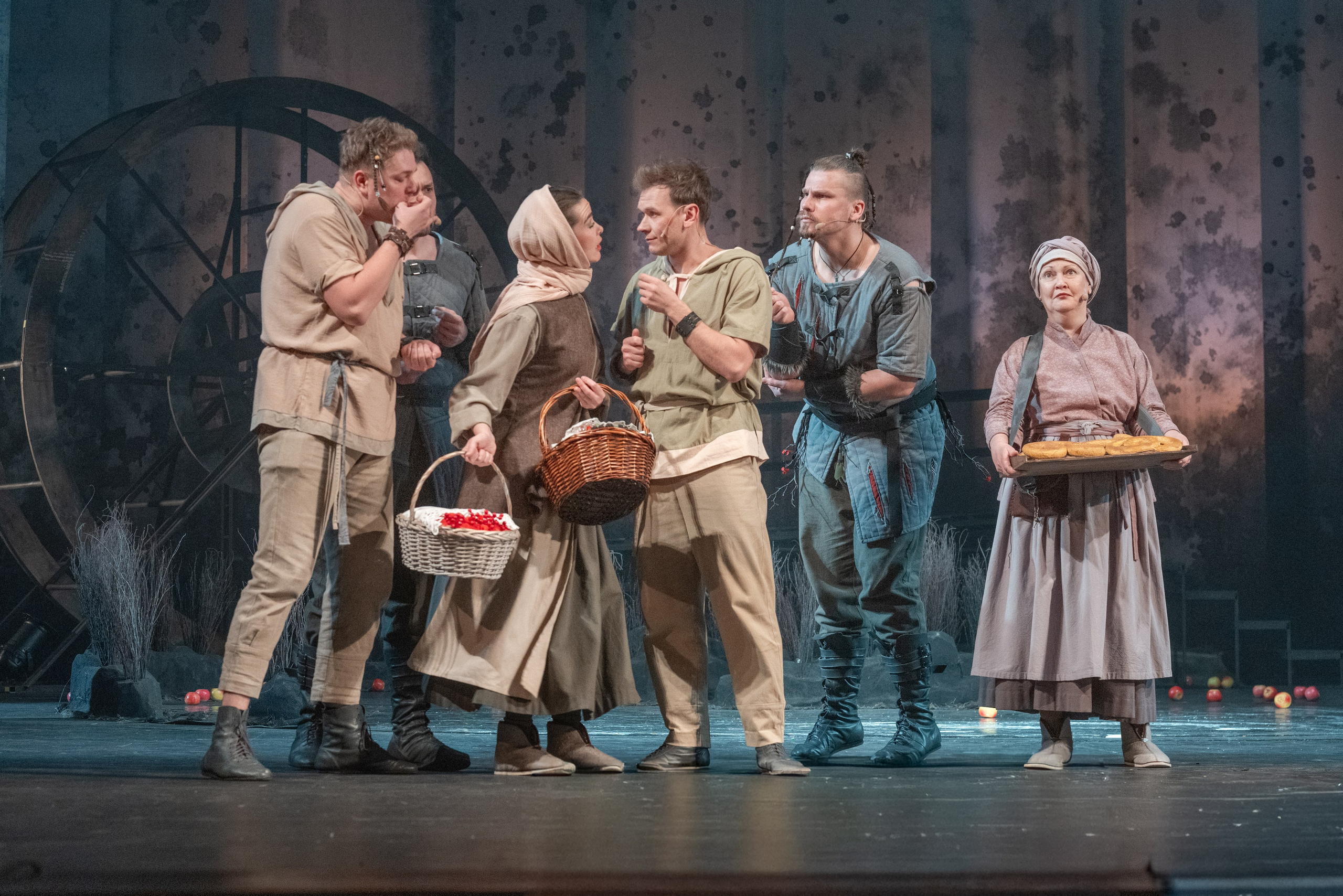 Алтайский молодёжный театр: Яга. Сайт фотографа Сергея Абрамова