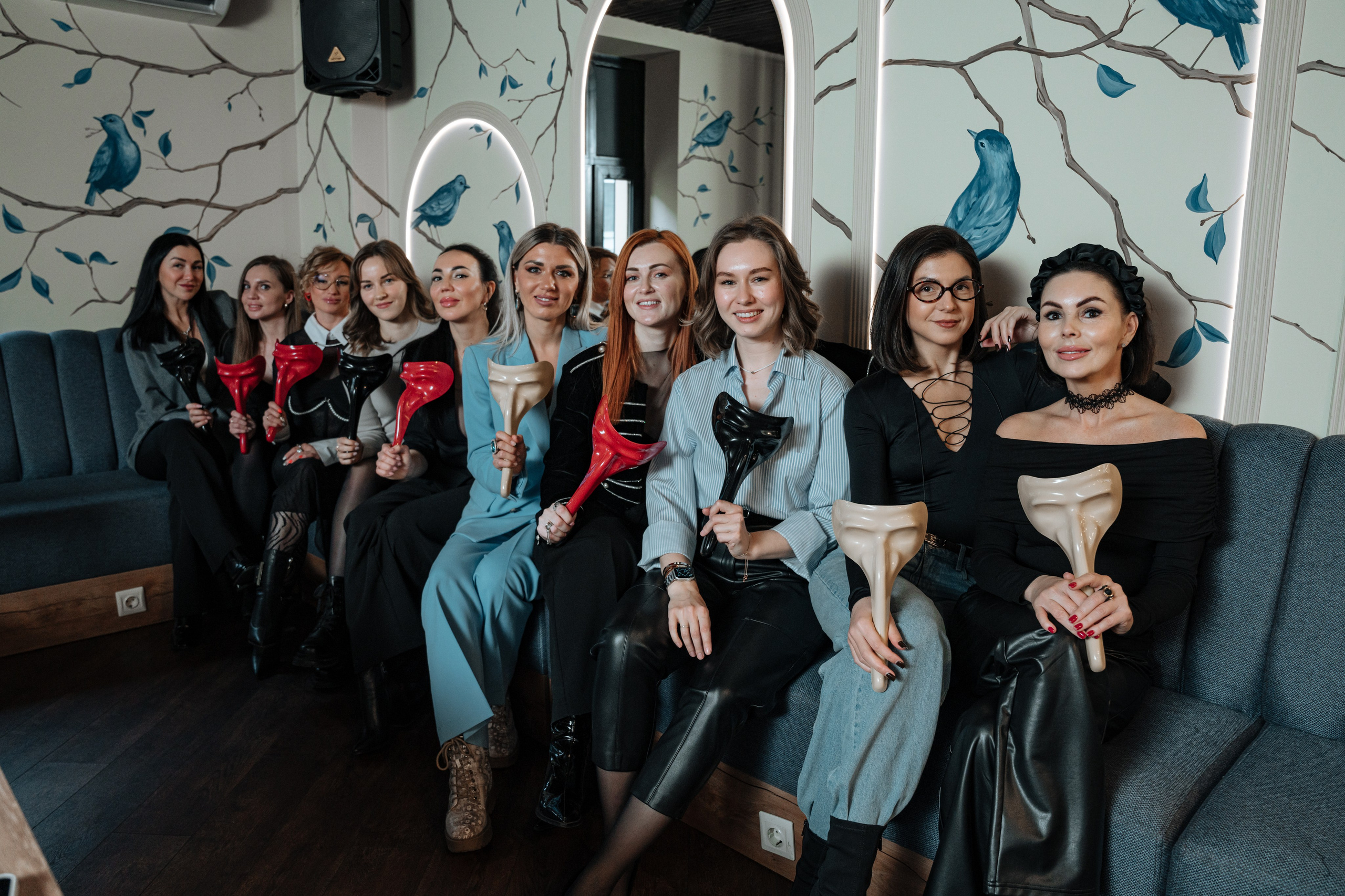 Мафия. Бар FINCH. ЖЕНСКИЙ КЛУБ LAXMI. Портретный фотограф в Санкт-Петербурге Дмитриева Наталия