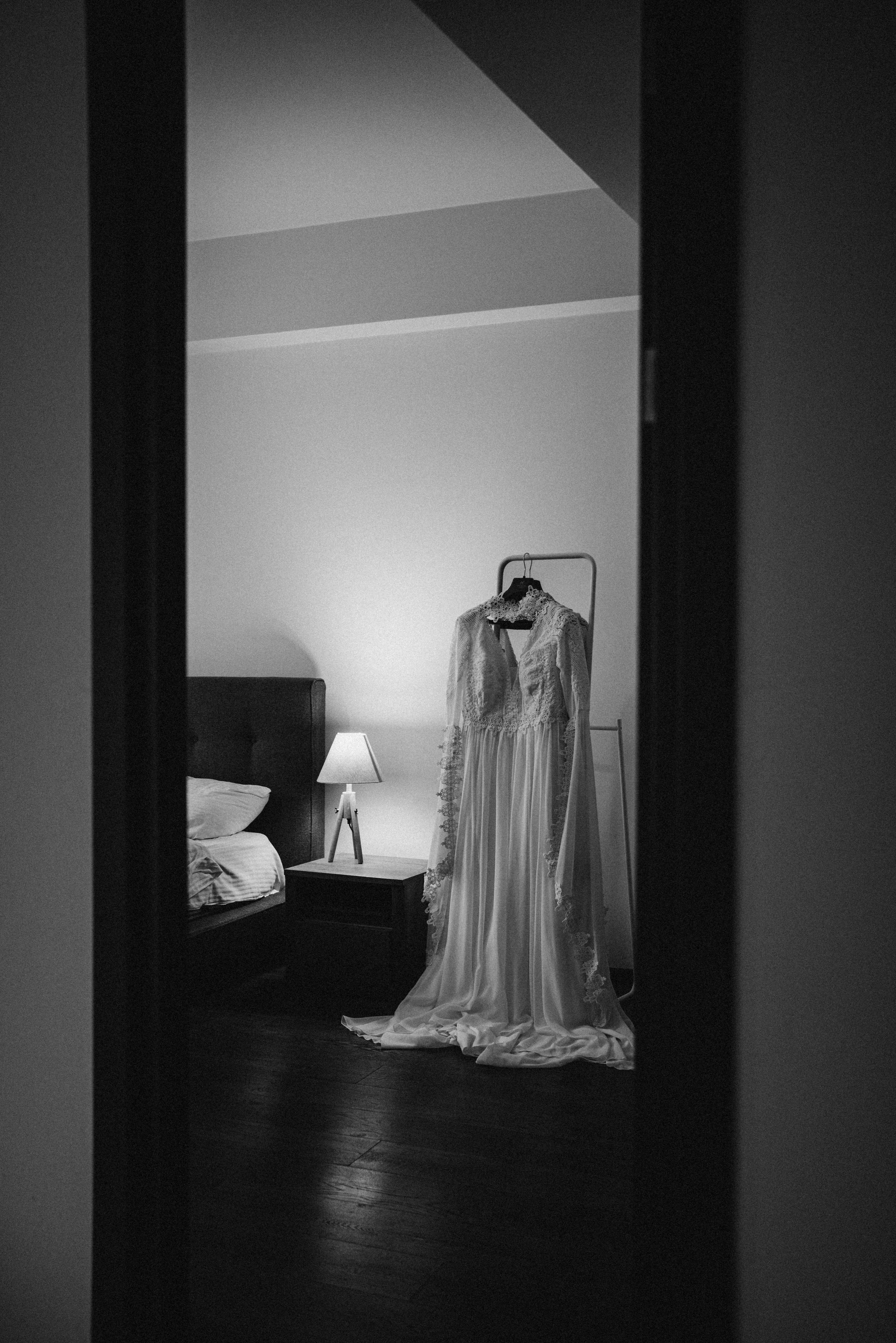 Анна & Виктор | сборы, роспись и прогулка. Портретный и свадебный фотограф в Тбилиси • xeniqo