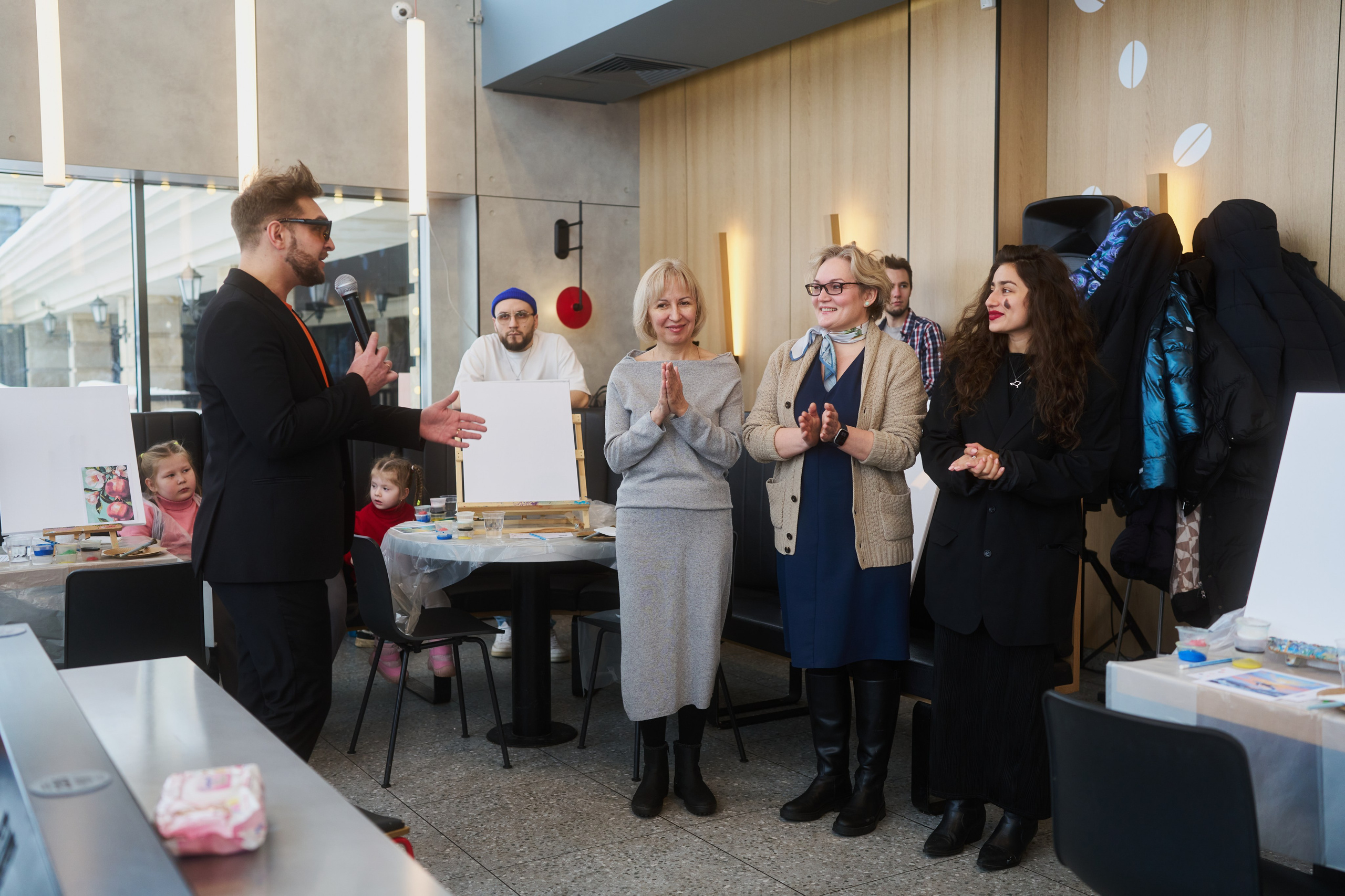 АРТ встреча Семья вместе. Свадебный и индивидуальный фотограф Аля Мамакова